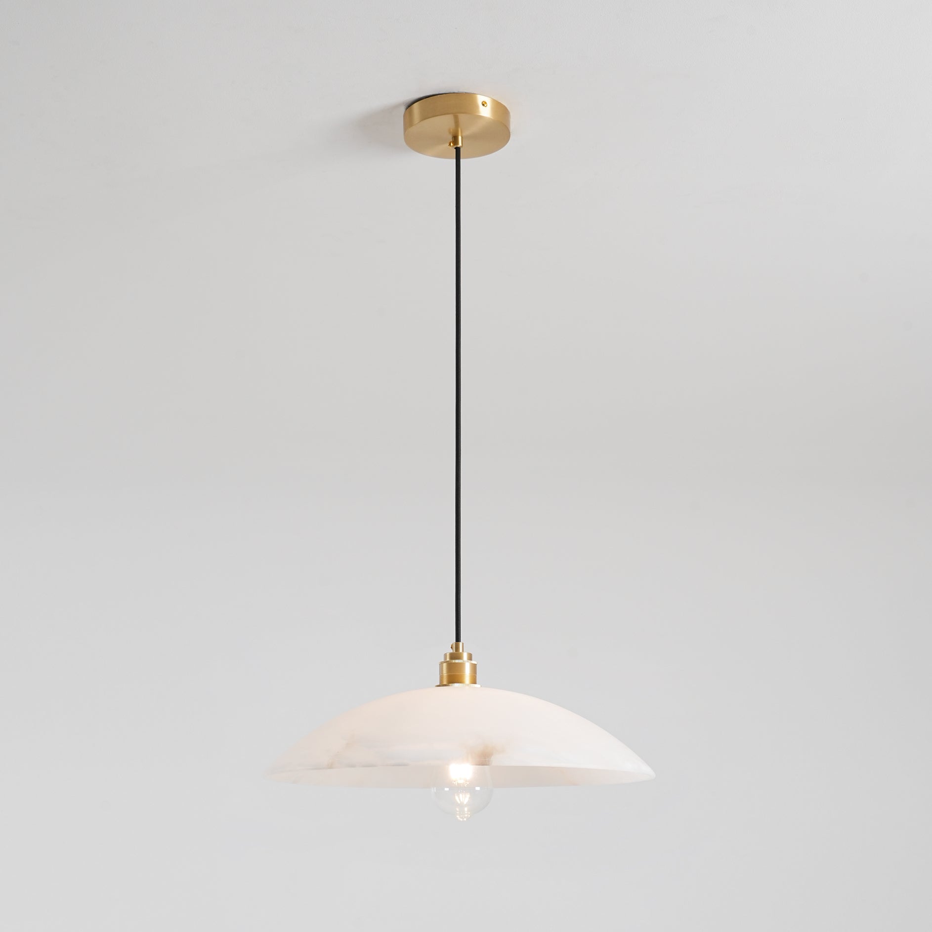 Nerea Minimalist Alabaster Pendant Light - Blowlighting