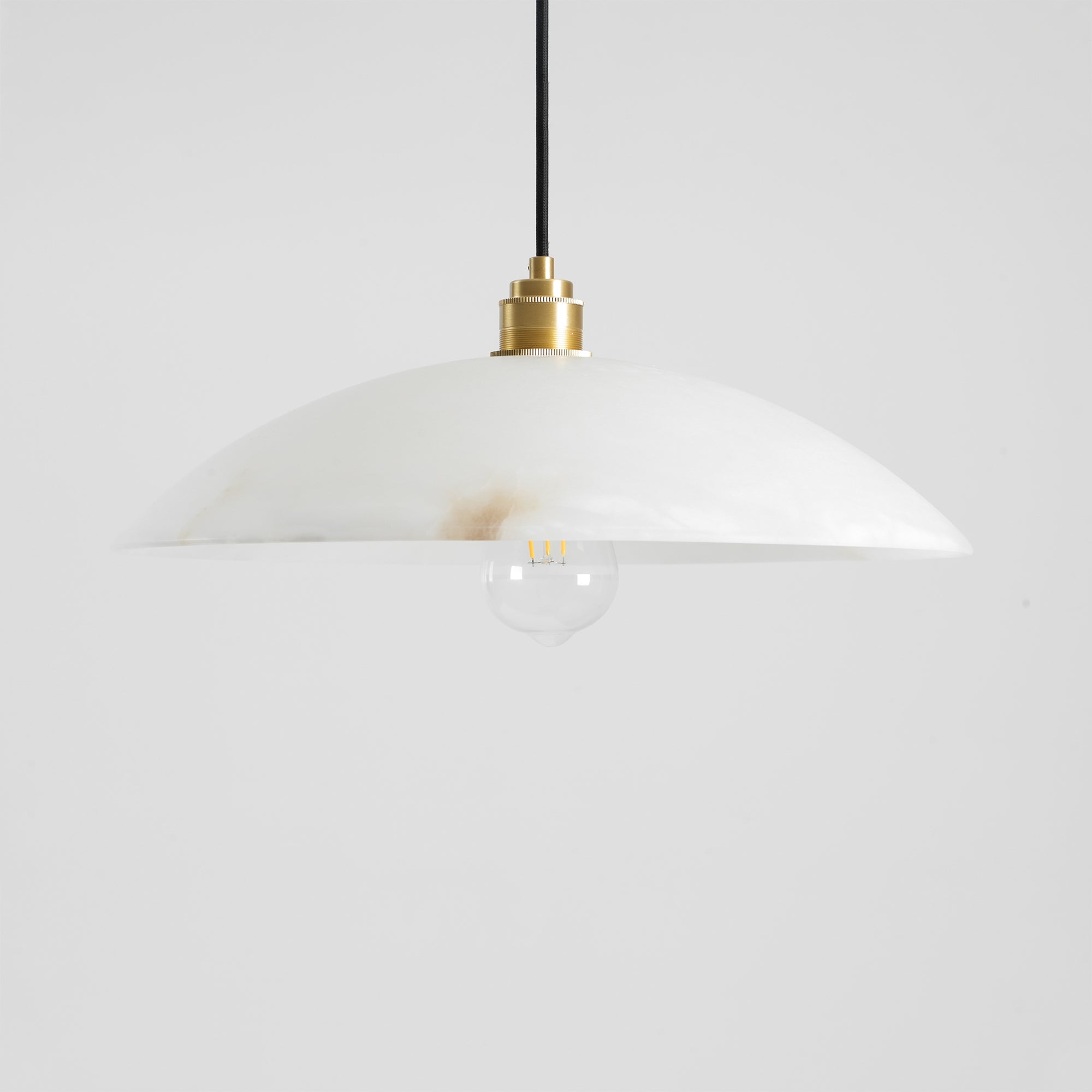 Nerea Minimalist Alabaster Pendant Light - Blowlighting