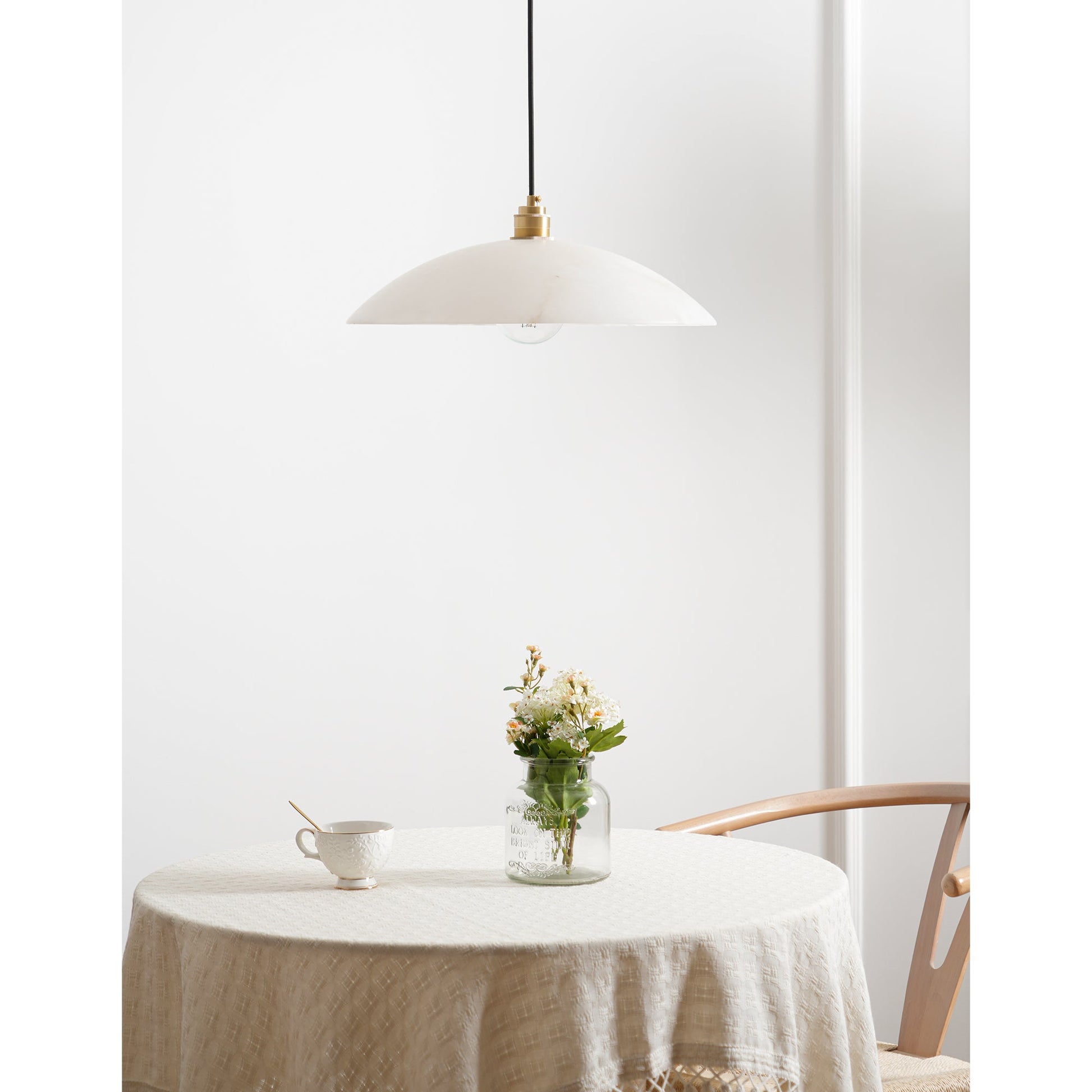 Nerea Minimalist Alabaster Pendant Light - Blowlighting