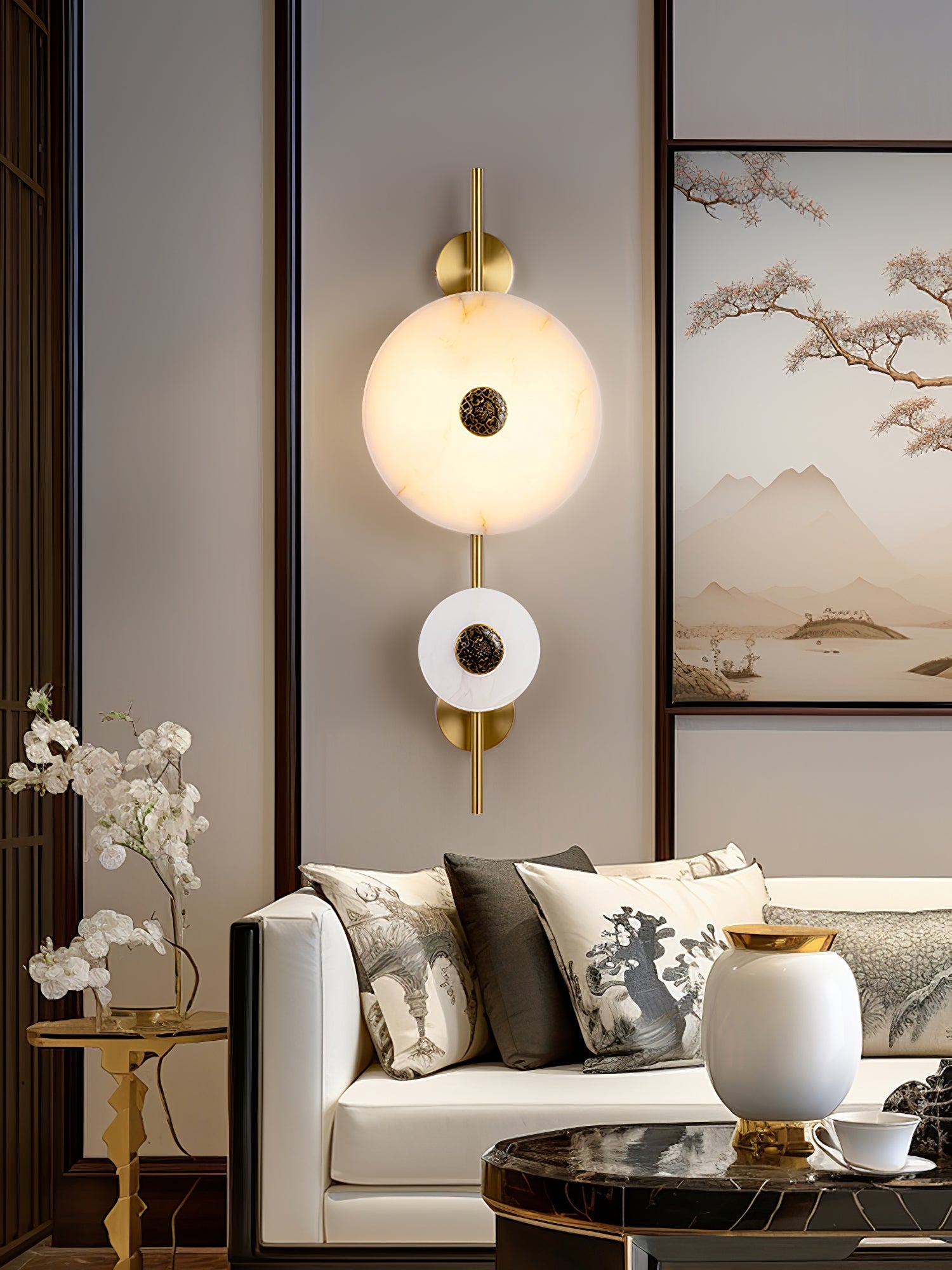 Evadne Alabaster Wall Lamp - Blowlighting