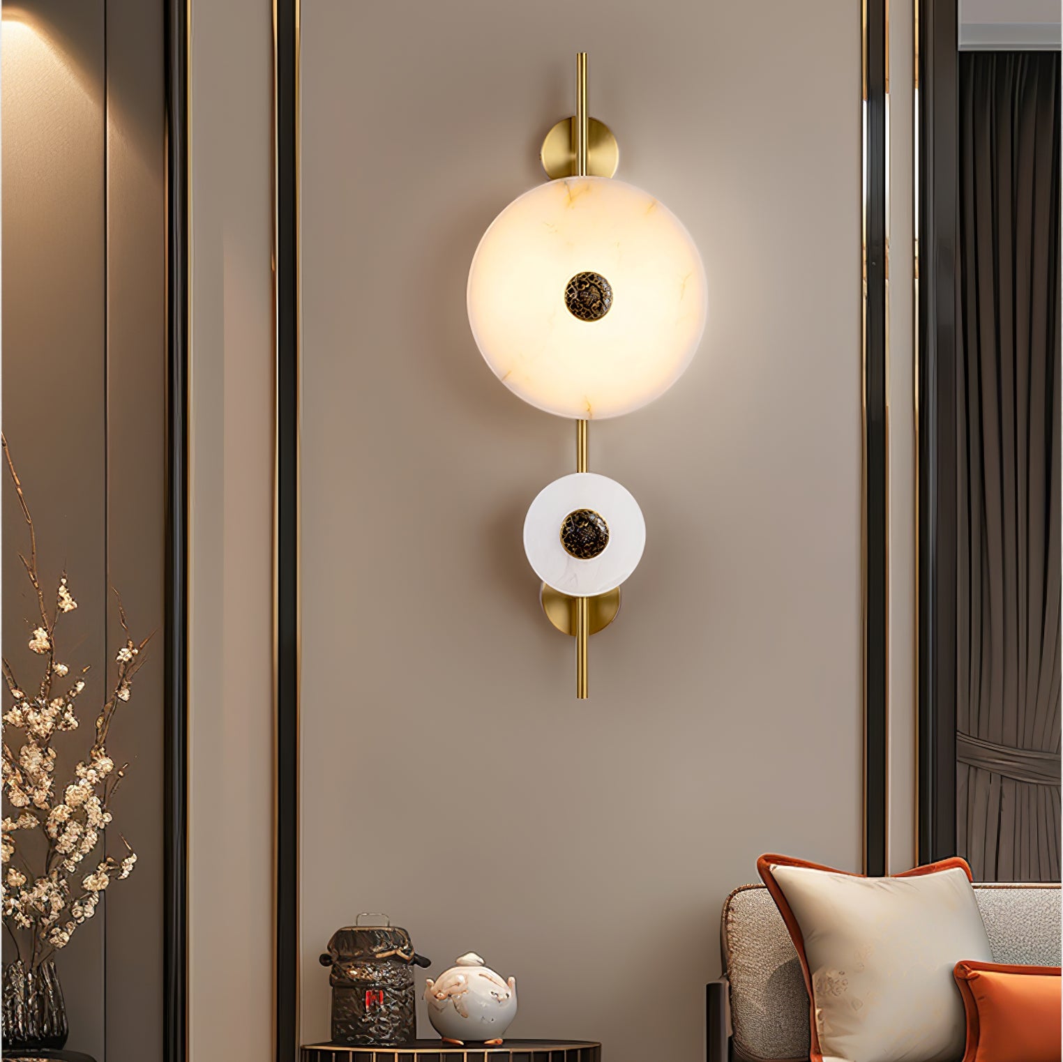 Evadne Alabaster Wall Lamp - Blowlighting