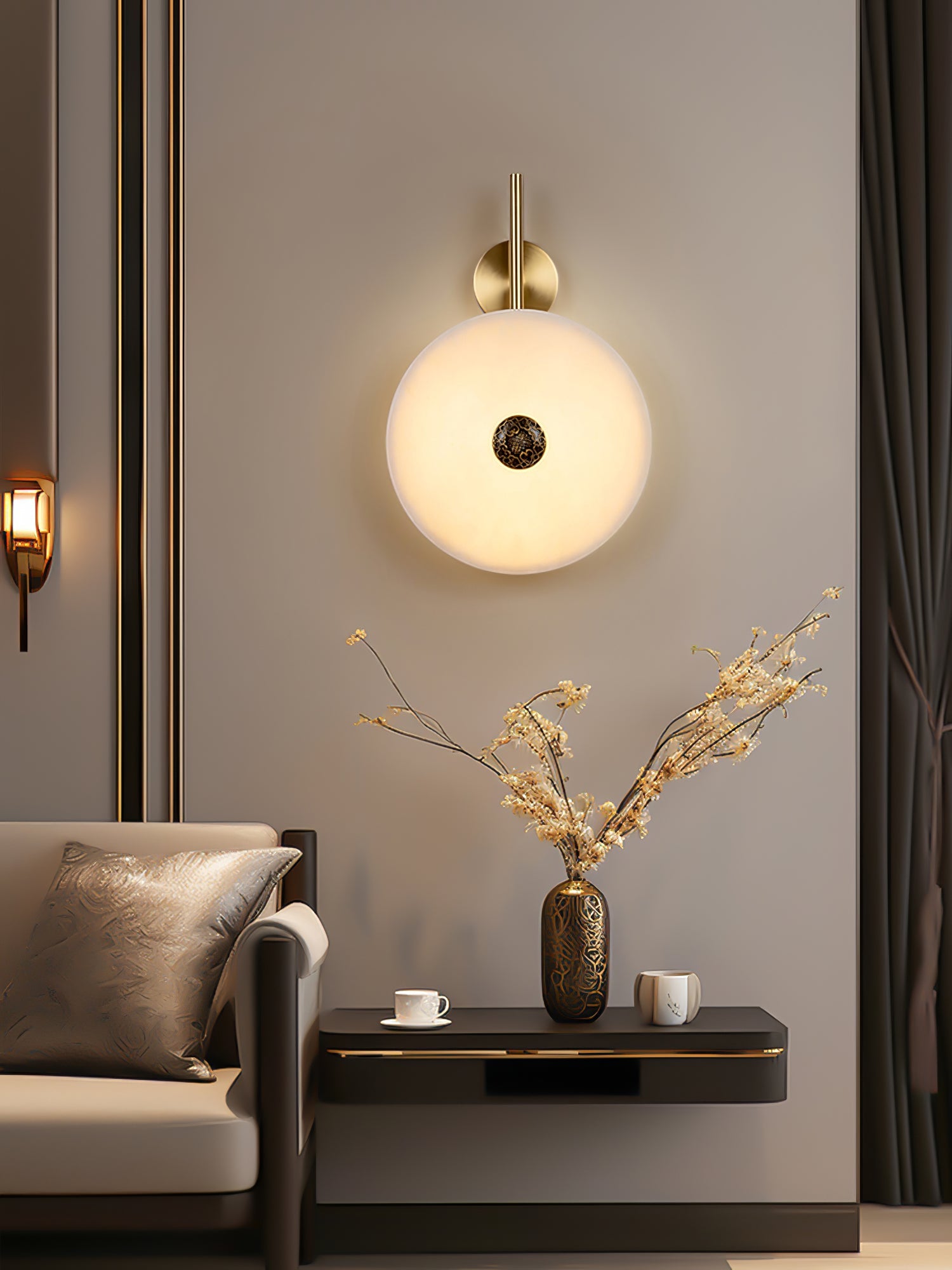 Evadne Alabaster Wall Lamp - Blowlighting