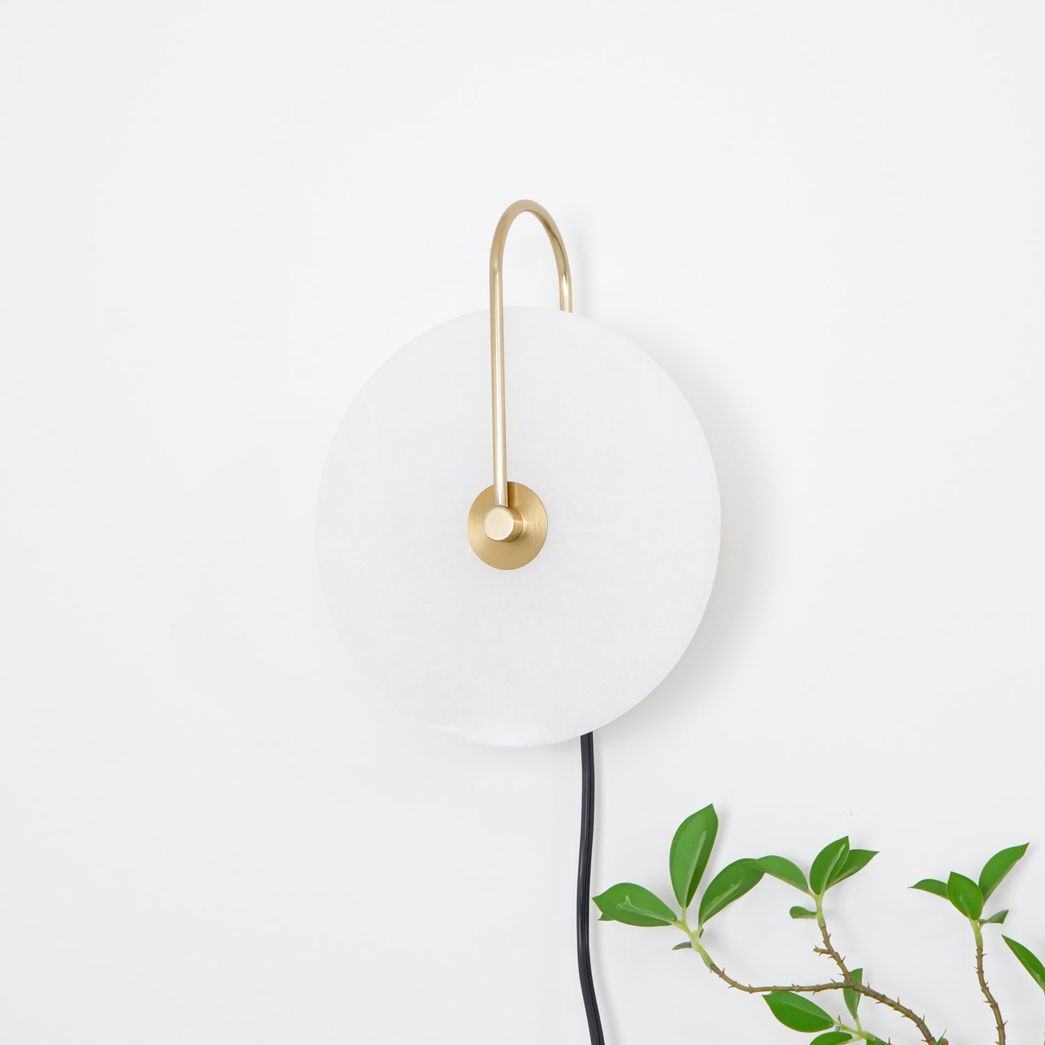 Ceraeyra Alabaster Globe Wall Light - Blowlighting