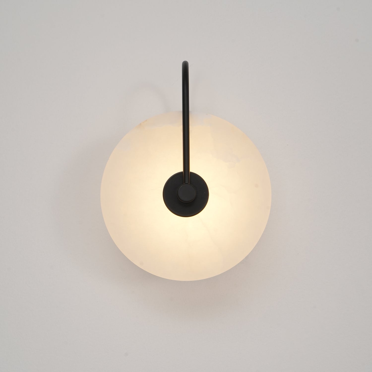Elaris Alabaster Globe Wall Lamp - Blowlighting