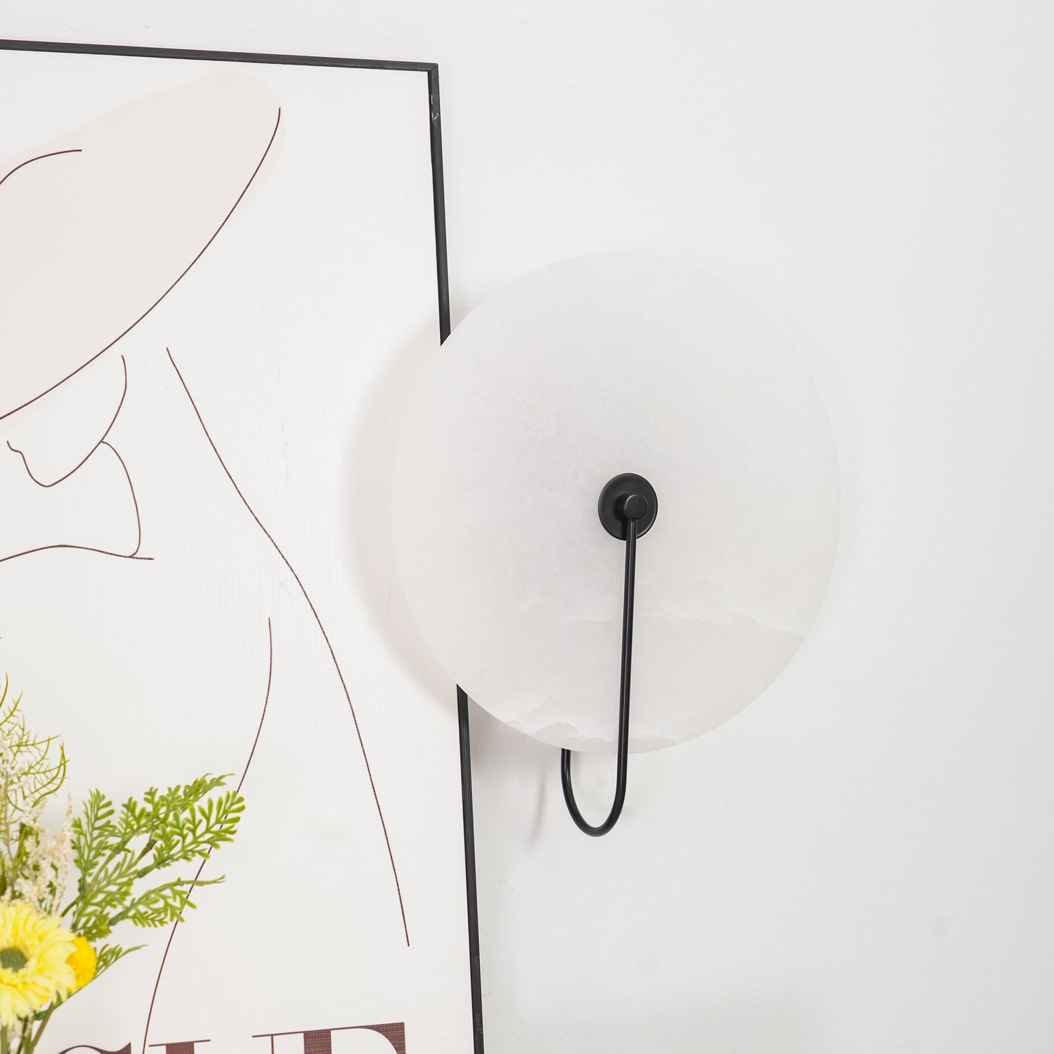 Elaris Alabaster Globe Wall Lamp - Blowlighting