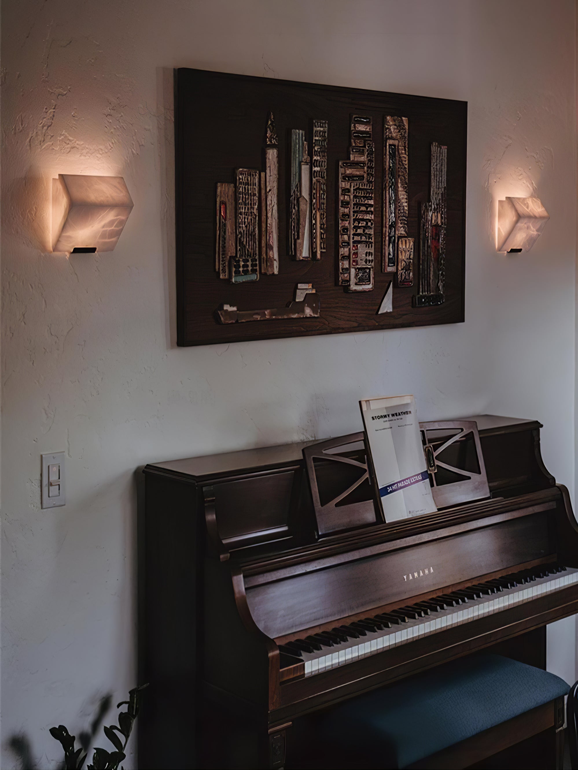 Dione Alabaster Wall Lamp - Blowlighting
