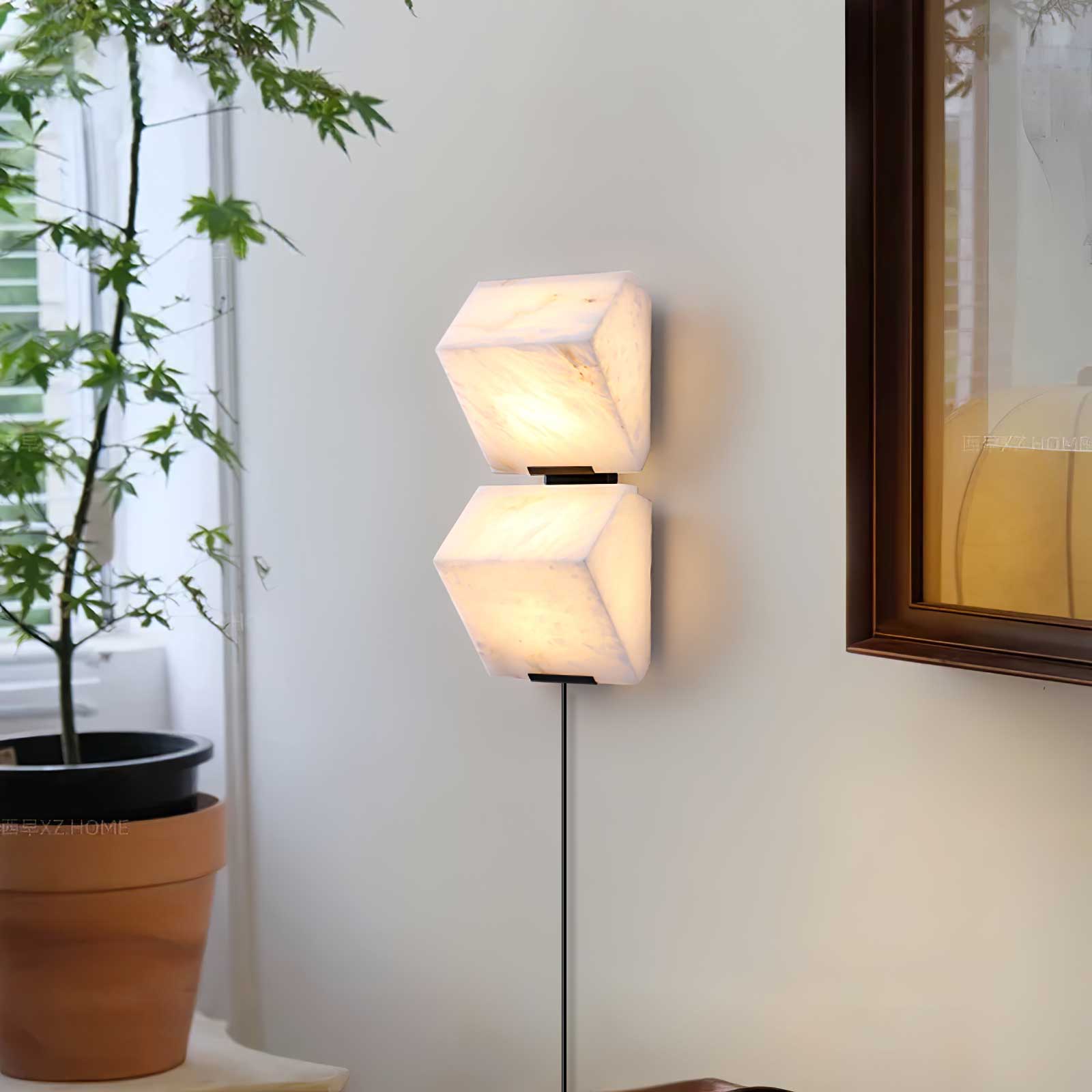 Dione Alabaster Wall Lamp - Blowlighting