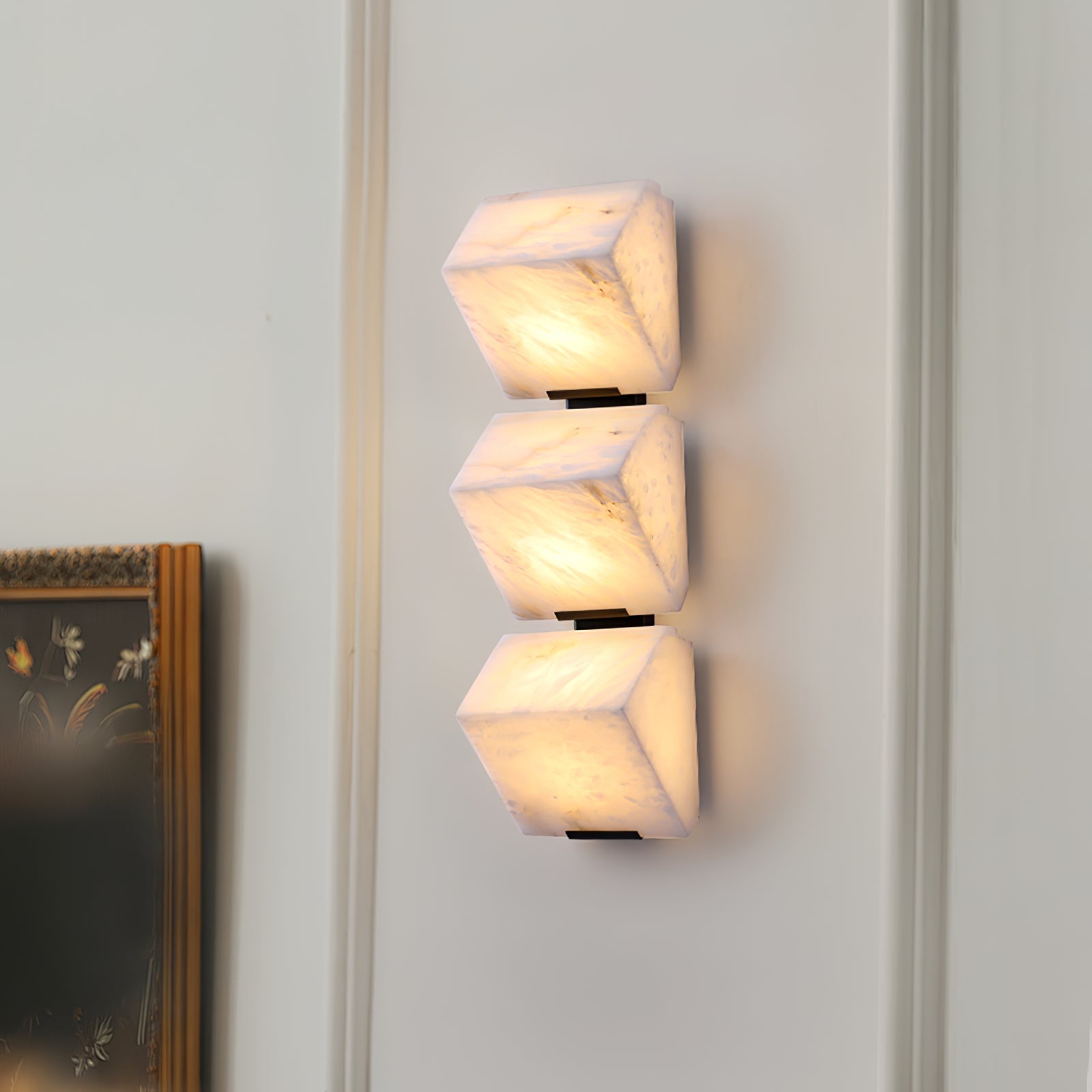 Dione Alabaster Wall Lamp - Blowlighting