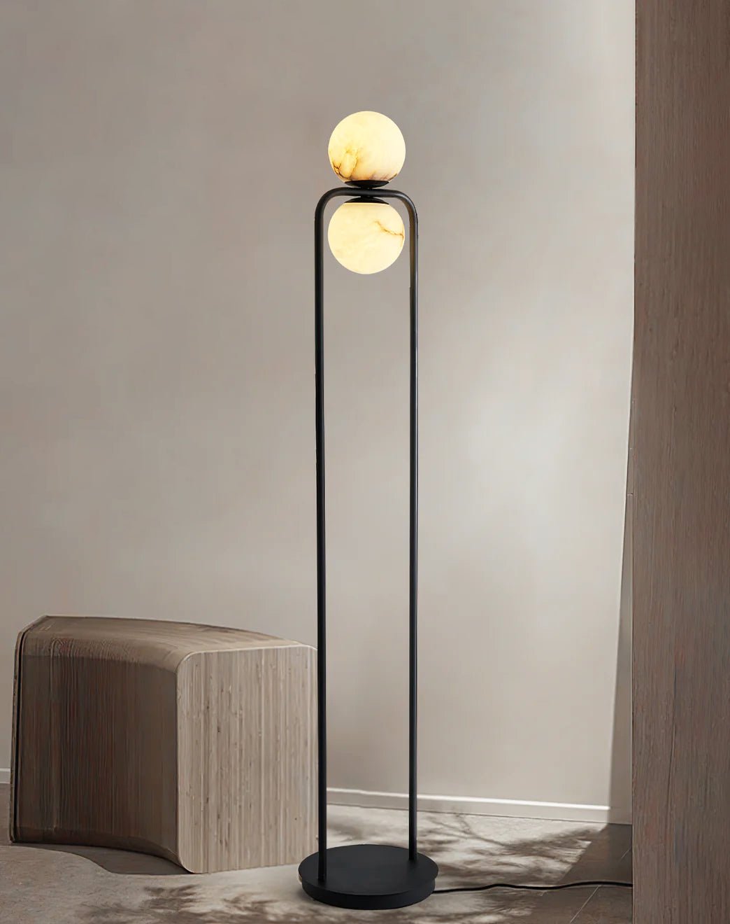 Callista Minimalist Alabaster Floor Lamp - Blowlighting
