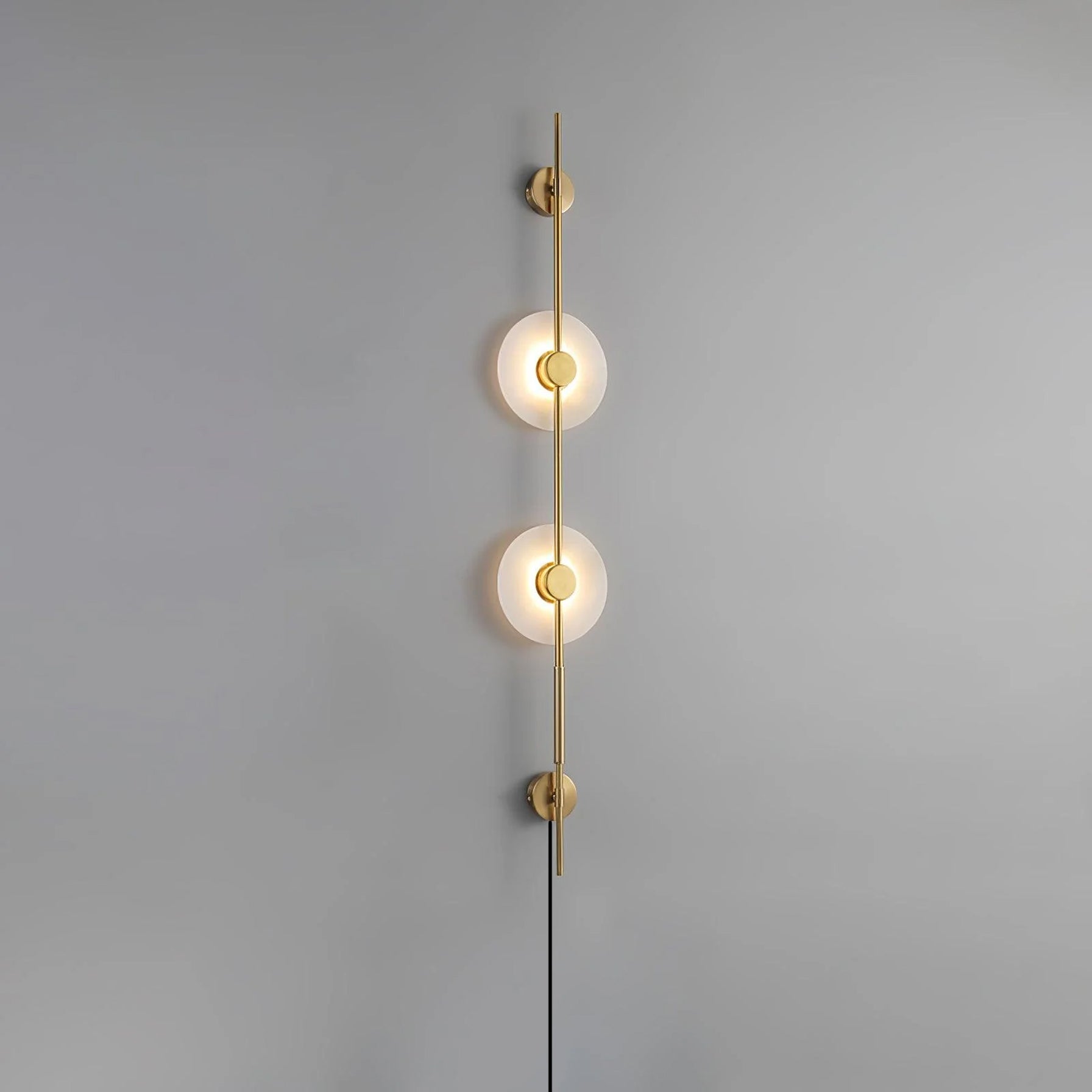 Edria Minimalist Alabaster Wall Light - Blowlighting