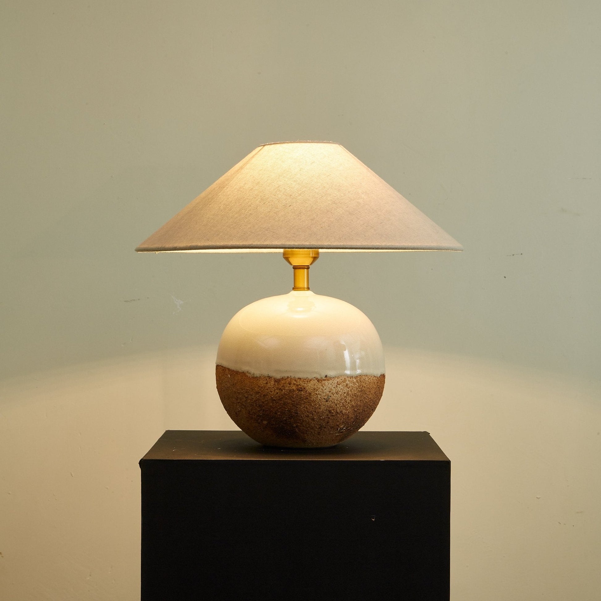 Alba Terra Table Lamp - Blowlighting
