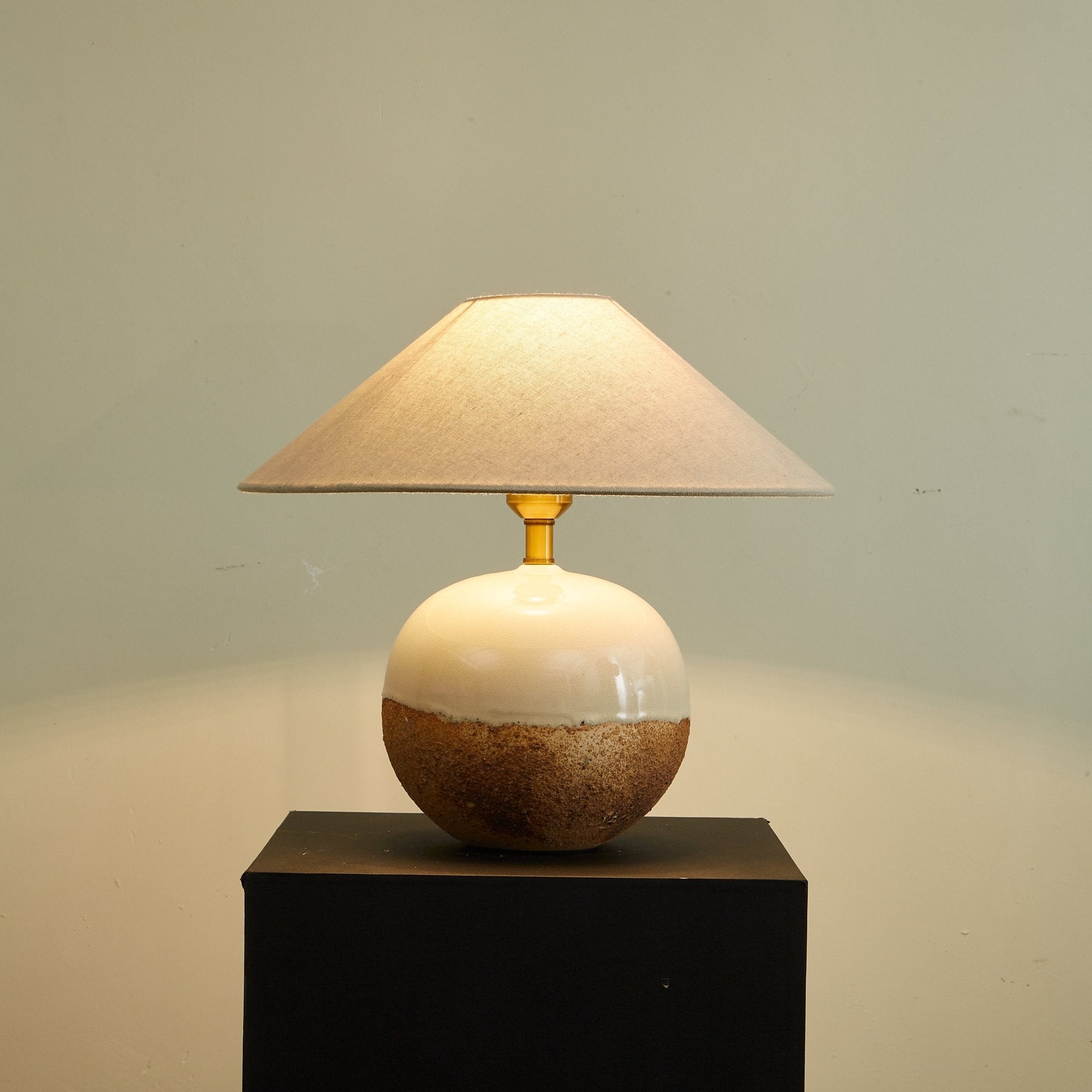 Alba Terra Table Lamp - Blowlighting