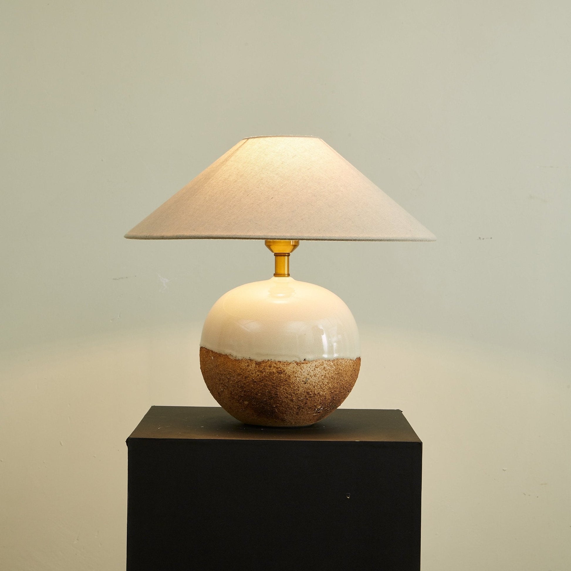 Alba Terra Table Lamp - Blowlighting