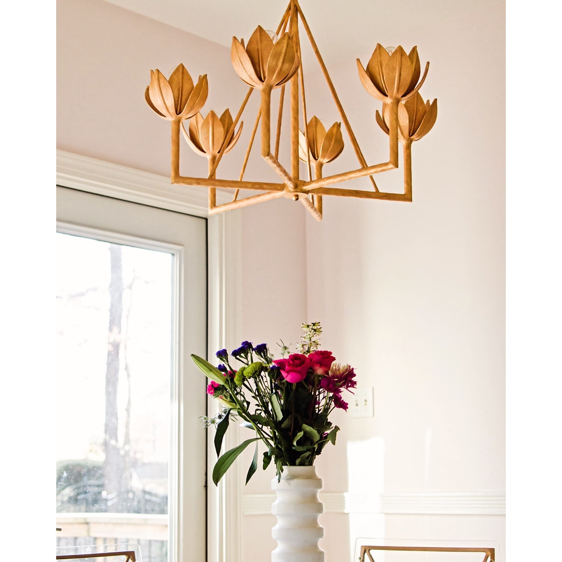 Ulmaris Floral Metal Chandelier - Blowlighting