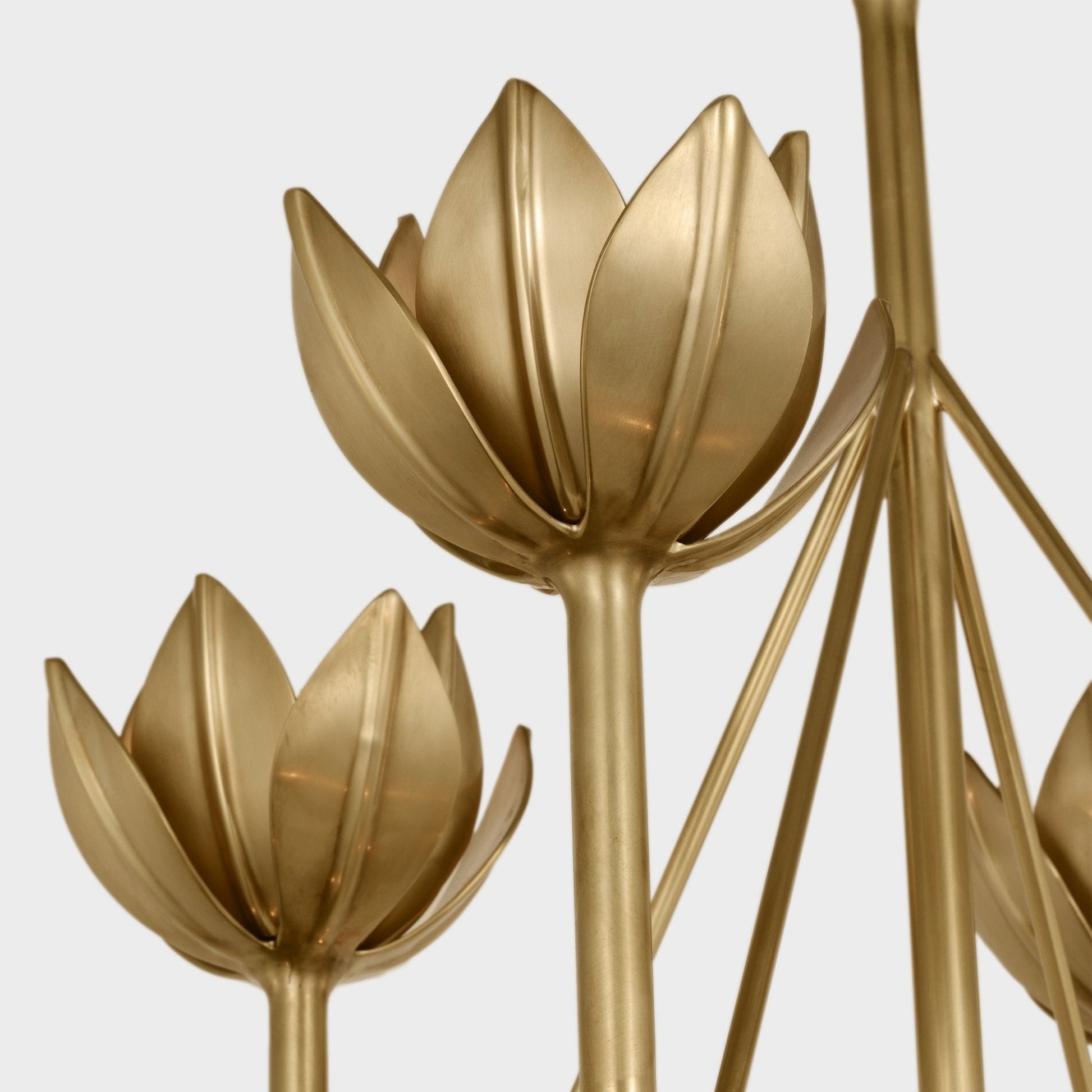 Ulmaris Floral Metal Chandelier - Blowlighting