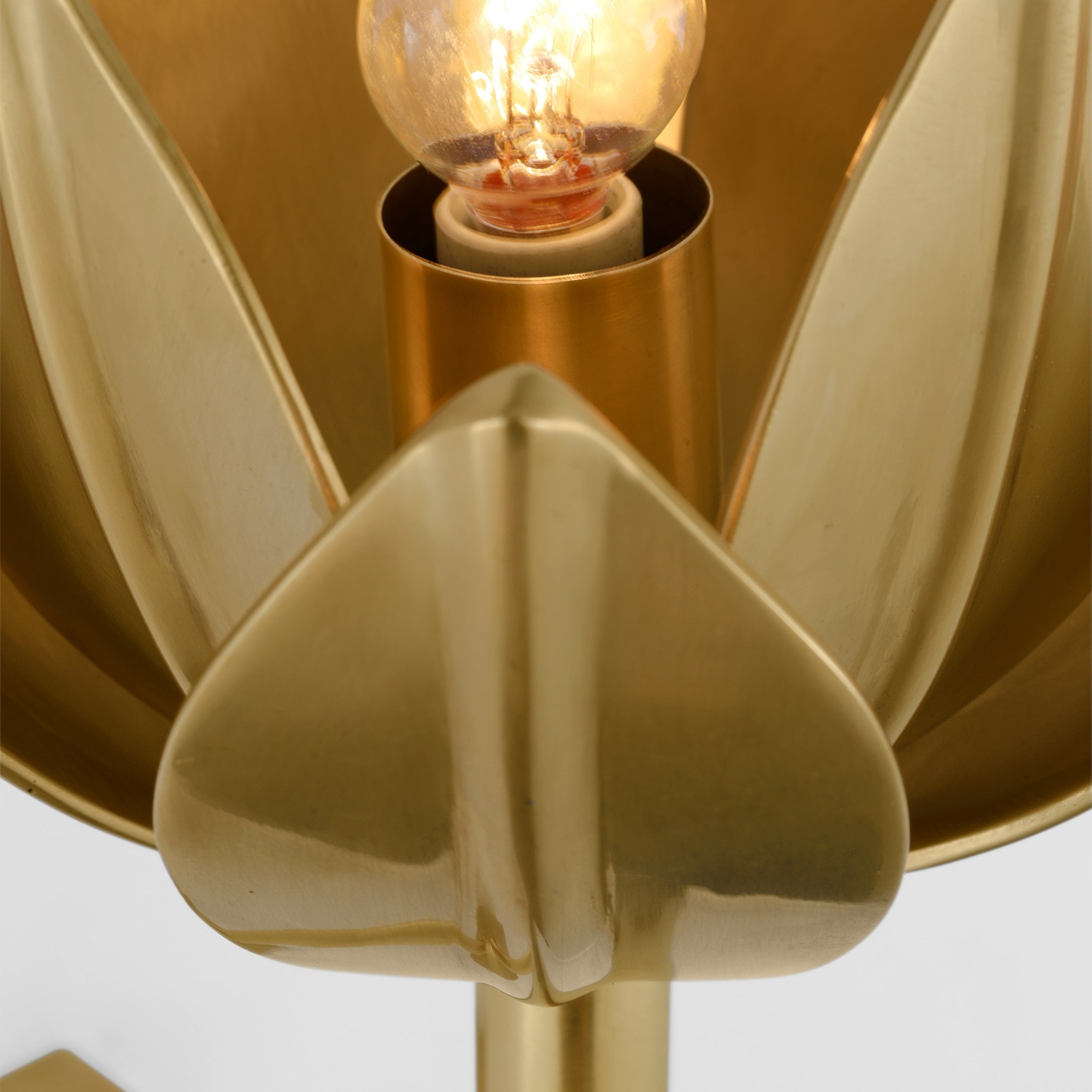 Alberto Lotus Bloom Wall Lamp - Vakkerlight