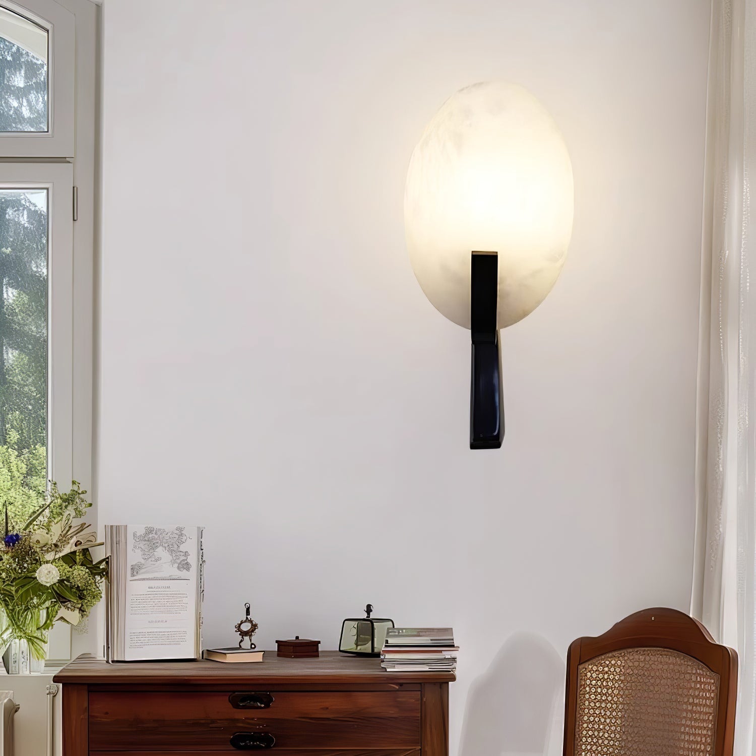Althea Minimalist Alabaster Wall Lamp - Blowlighting