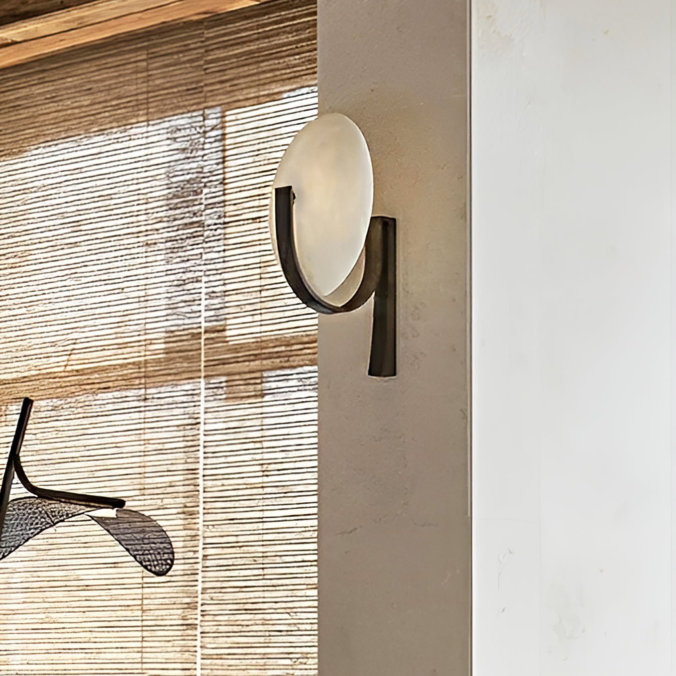 Althea Minimalist Alabaster Wall Lamp - Blowlighting