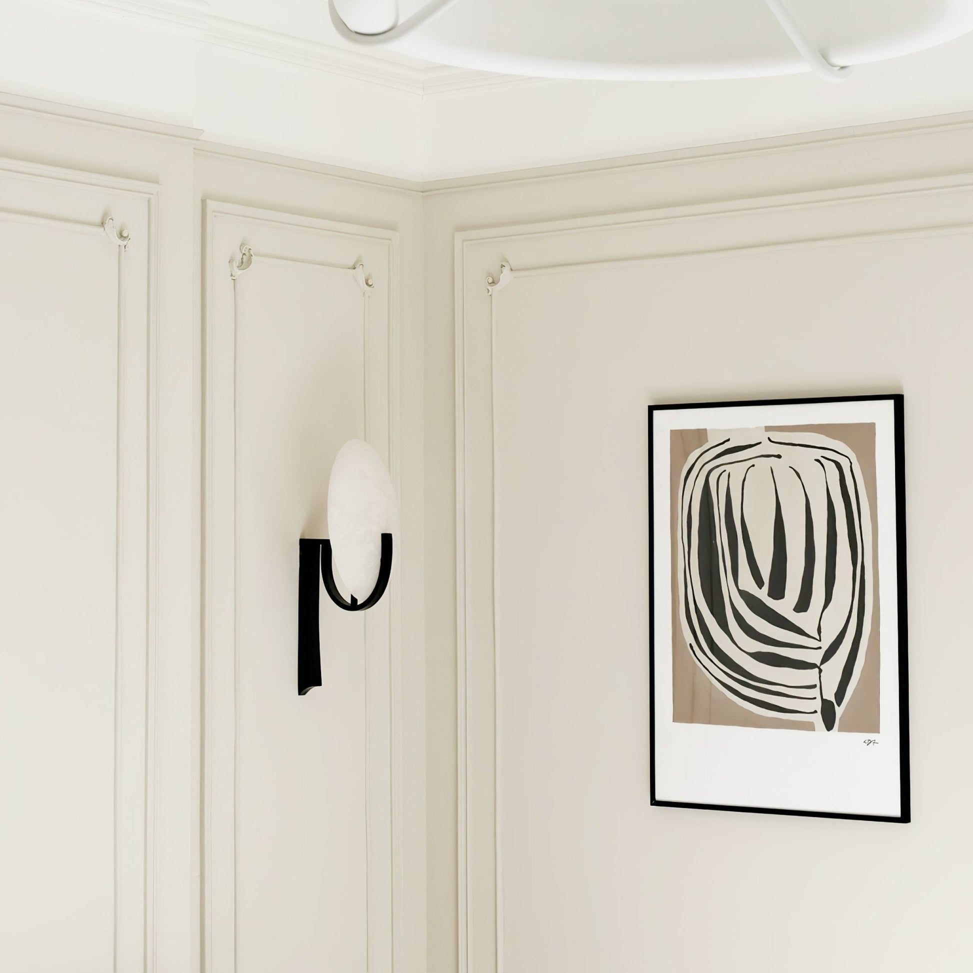 Althea Minimalist Alabaster Wall Lamp - Blowlighting