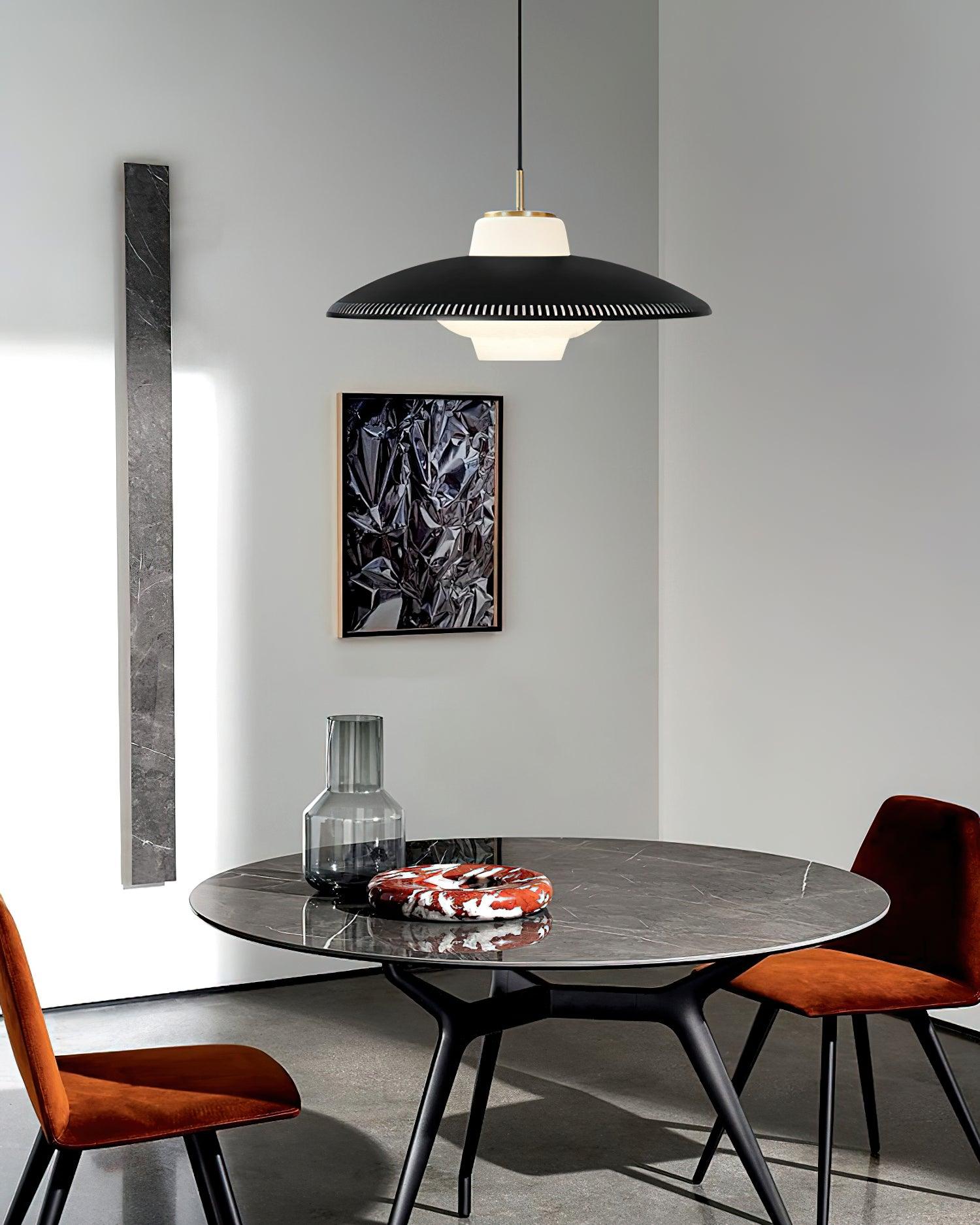 Alien Frisbee Pendant Lamp - Blowlighting