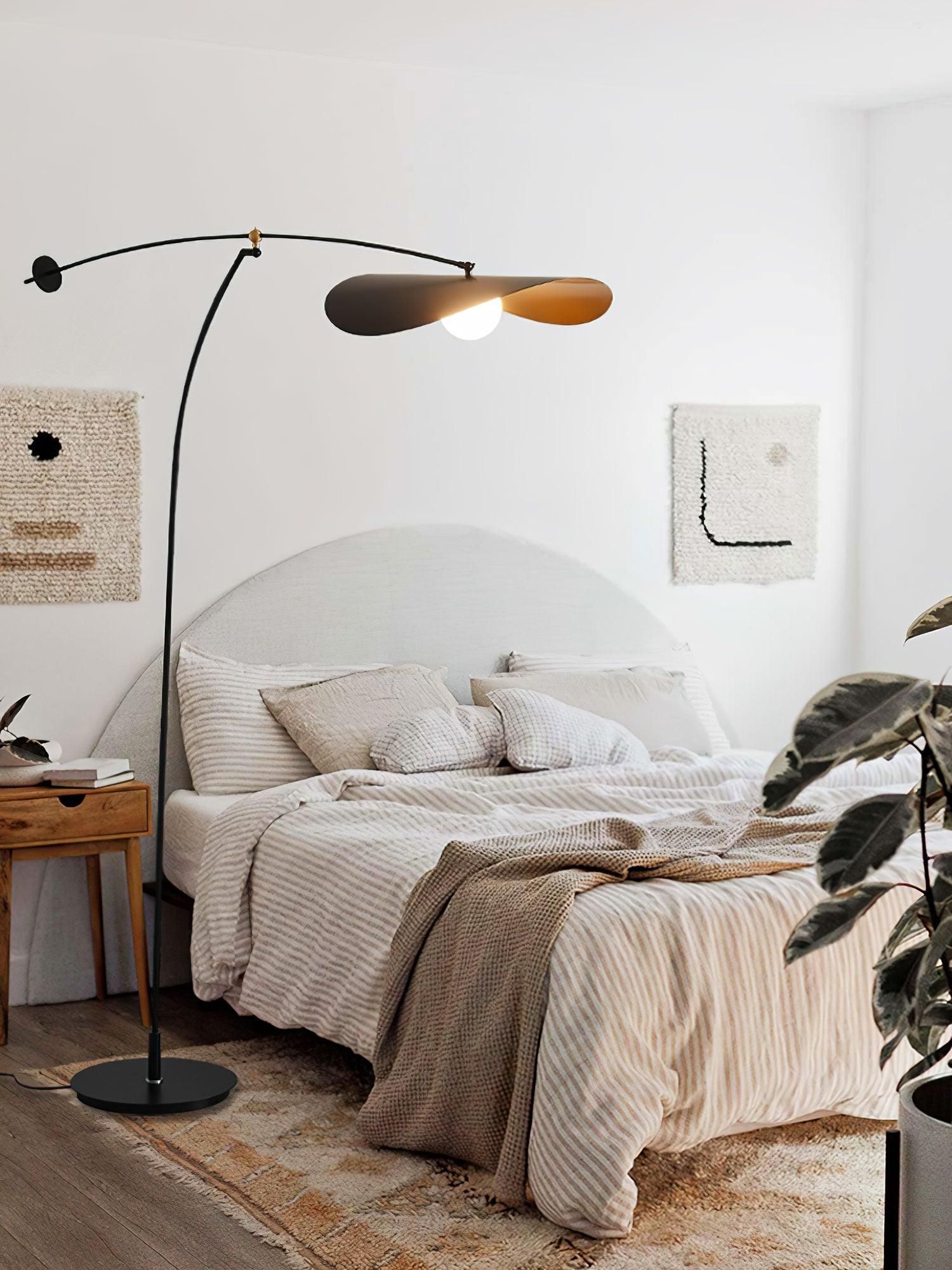 Alonso Floor Lamp - Blowlighting