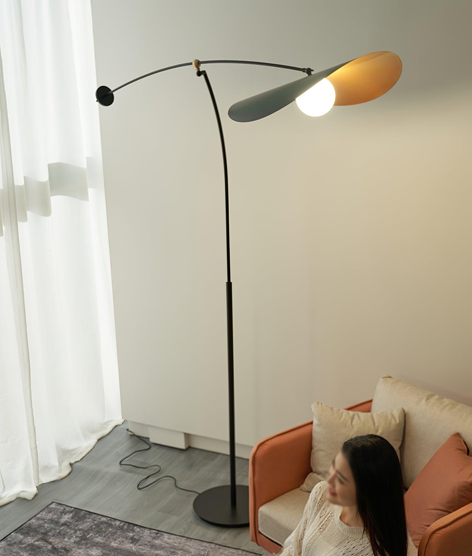 Alonso Floor Lamp - Blowlighting