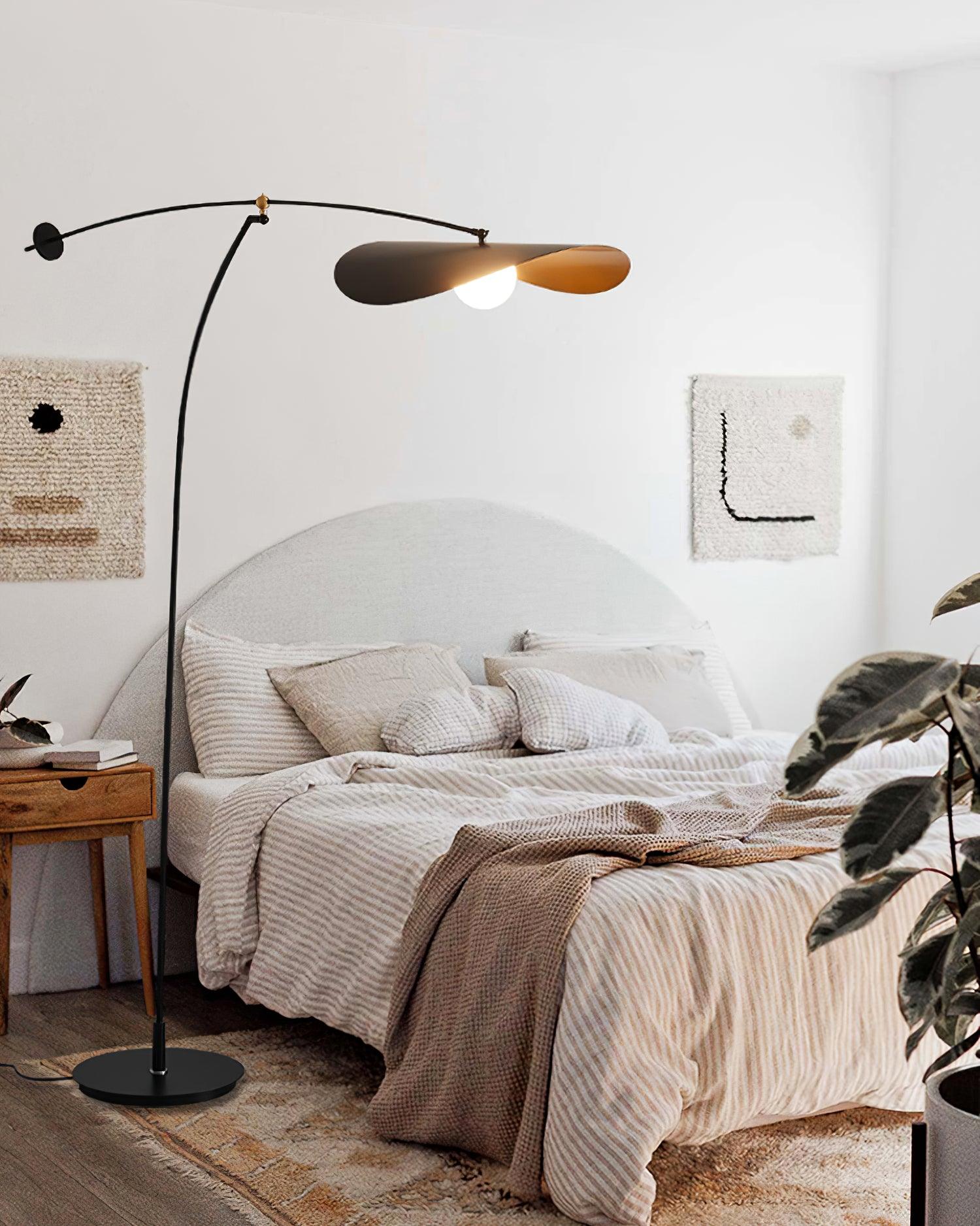 Alonso Floor Lamp - Blowlighting