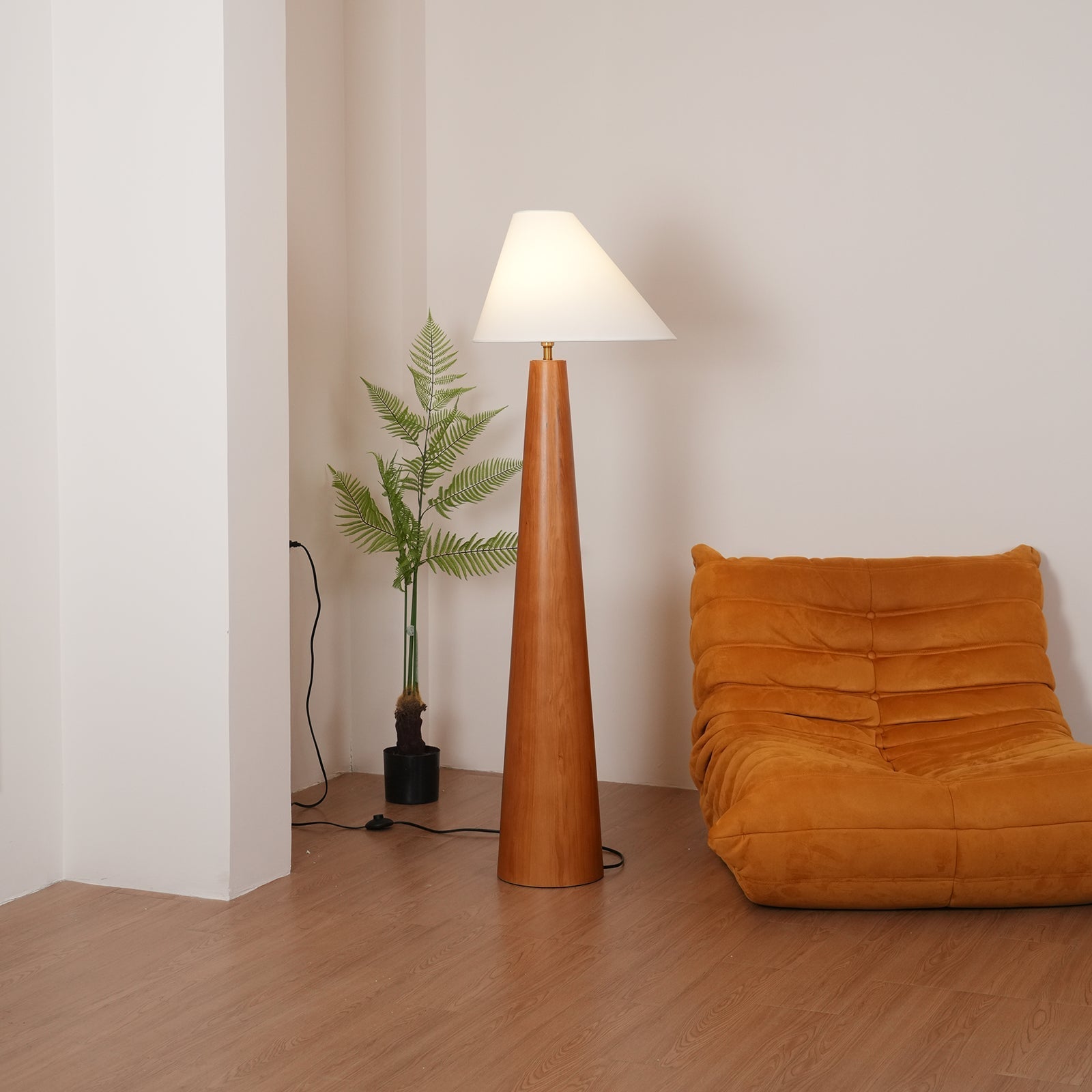 Alvin Floor Lamp - Blowlighting
