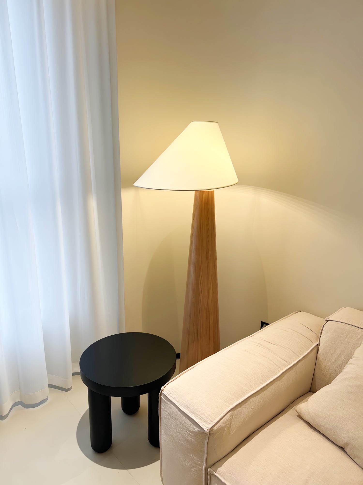 Alvin Floor Lamp - Blowlighting