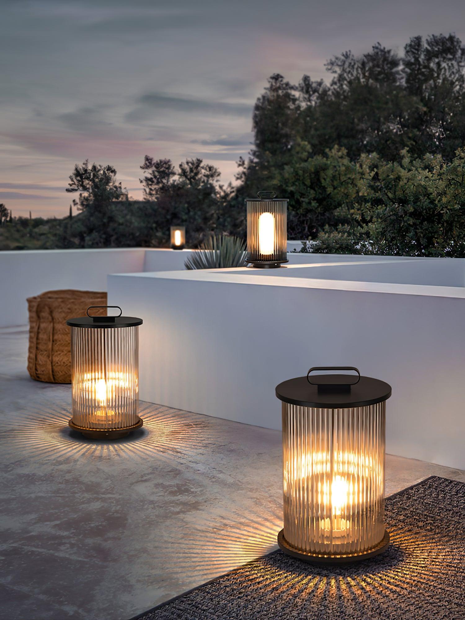 Lantern Garden Solar Outdoor Light - Blowlighting