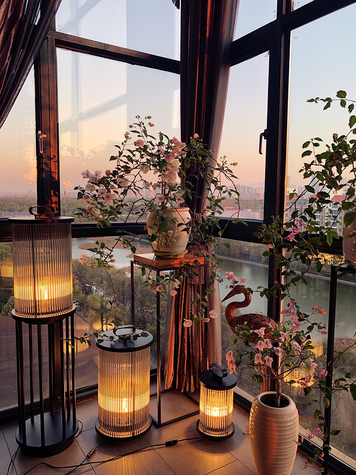 Lantern Garden Solar Outdoor Light - Blowlighting