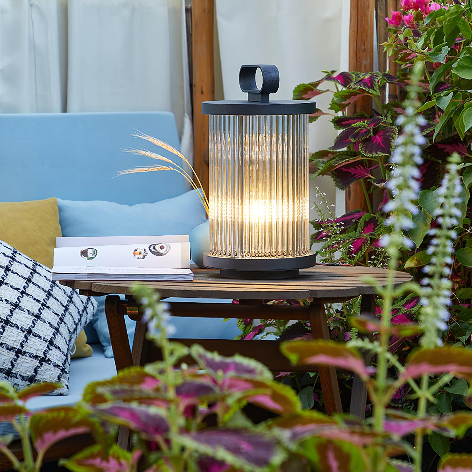 Lantern Garden Solar Outdoor Light - Blowlighting