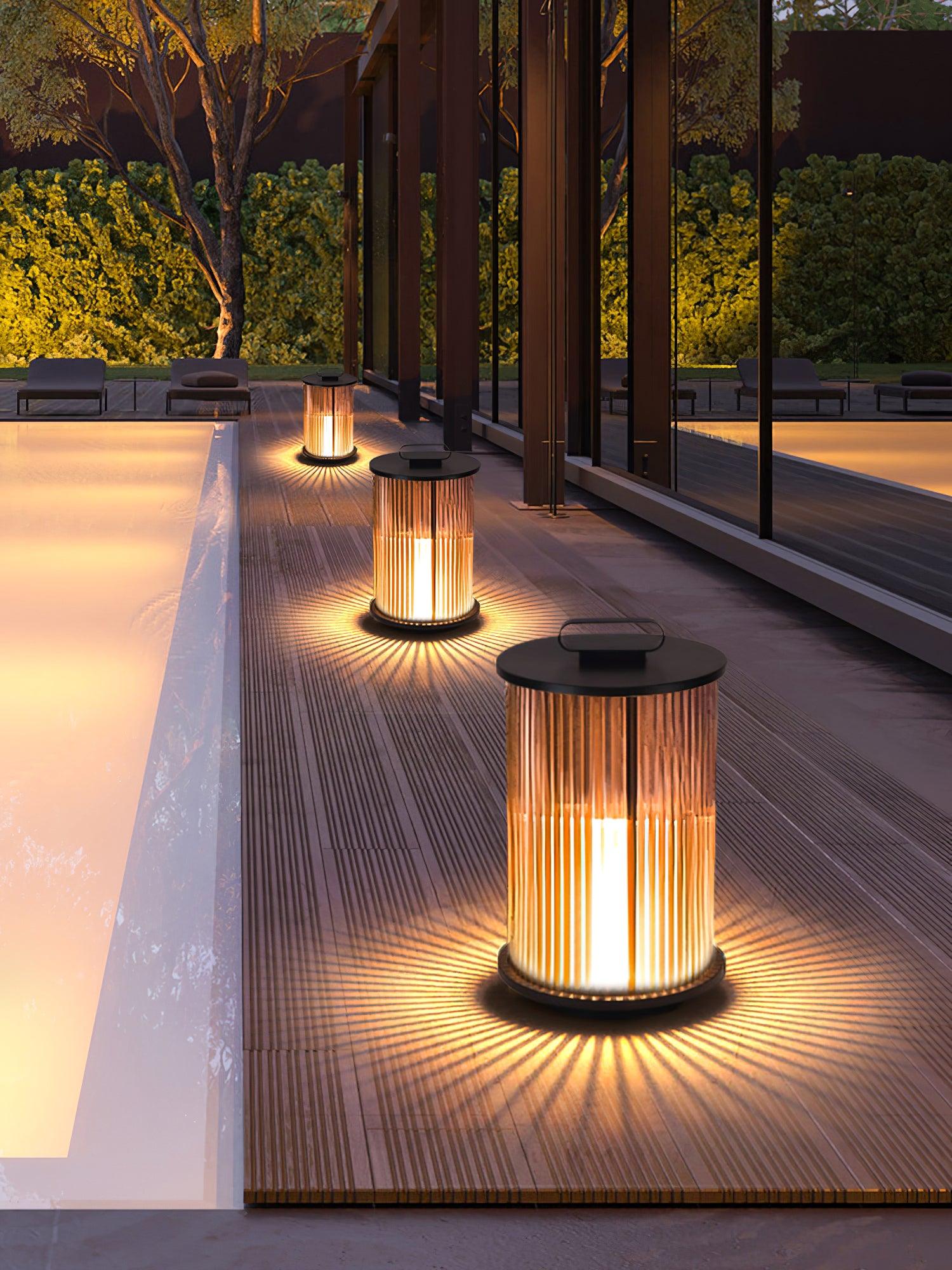 Lantern Garden Solar Outdoor Light - Blowlighting