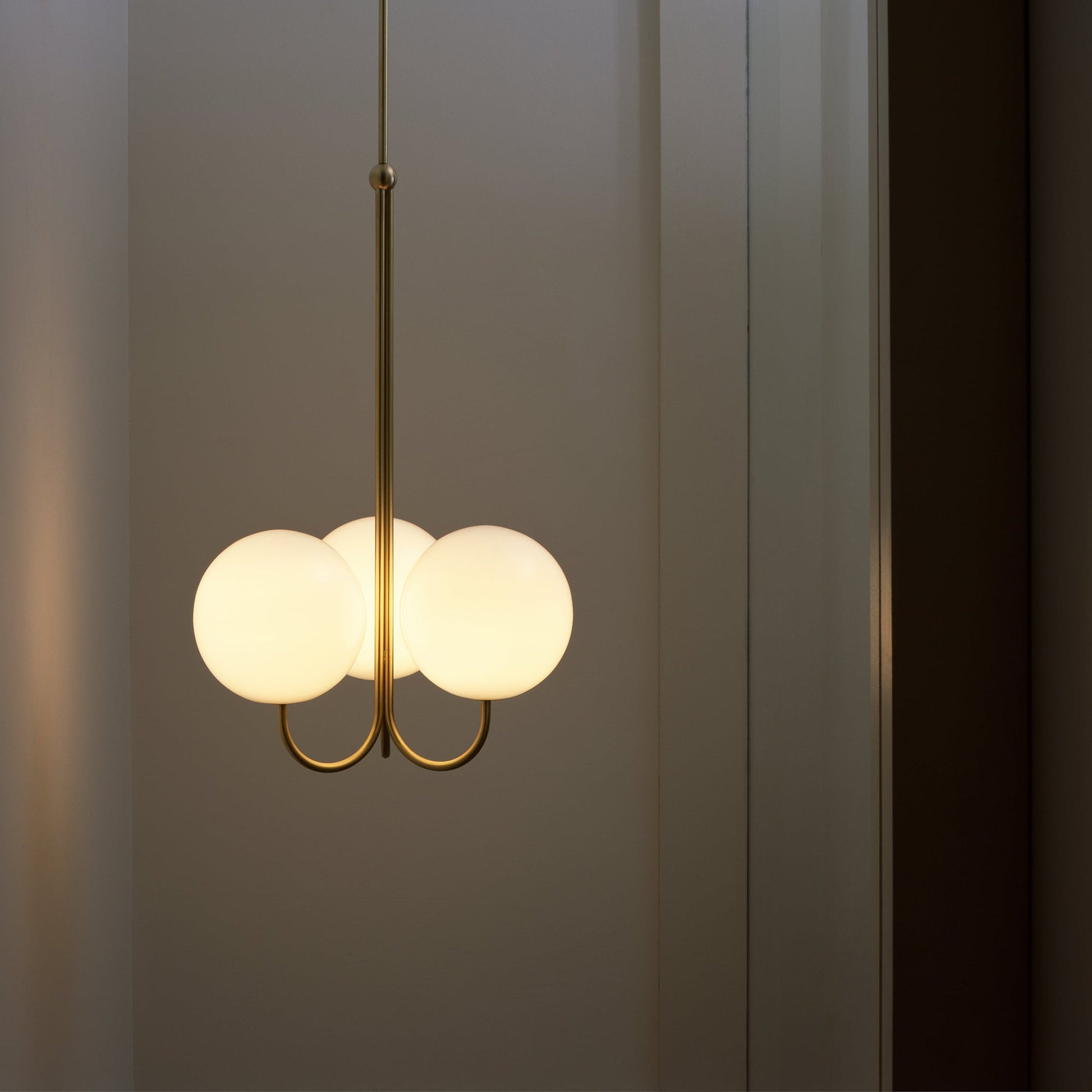 Angle Pendant Light - Blowlighting