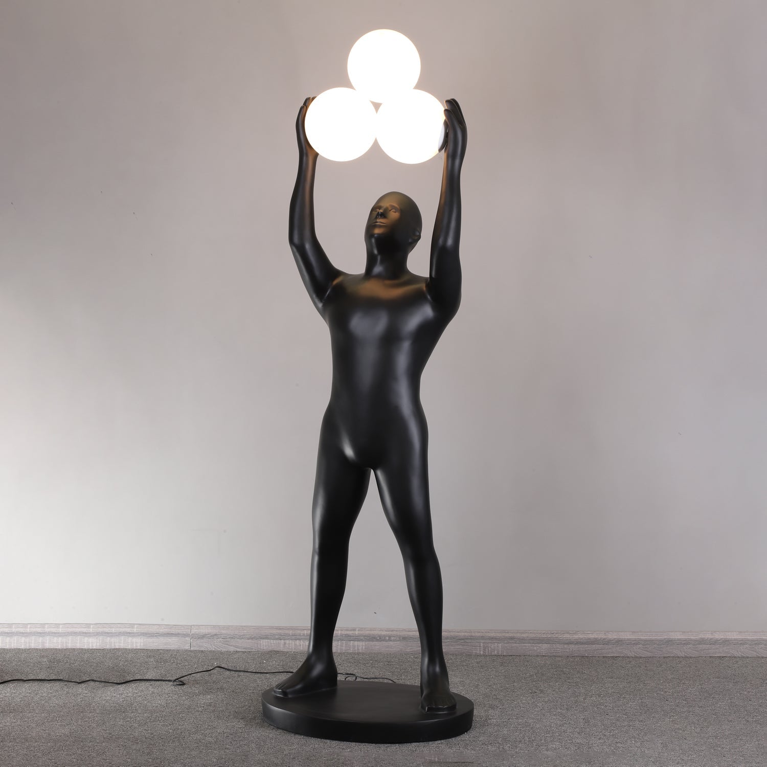 Eurshaia Sculptural Black Floor Lamp - Blowlighting