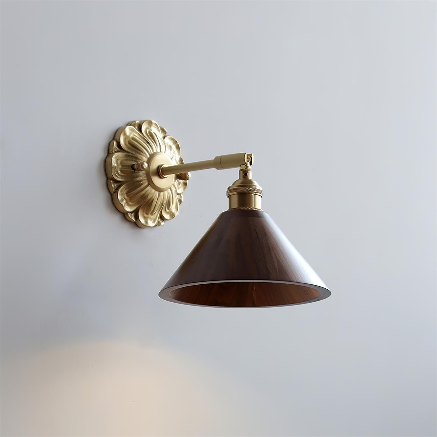 Frostelle Classic Wood Wall Lamp