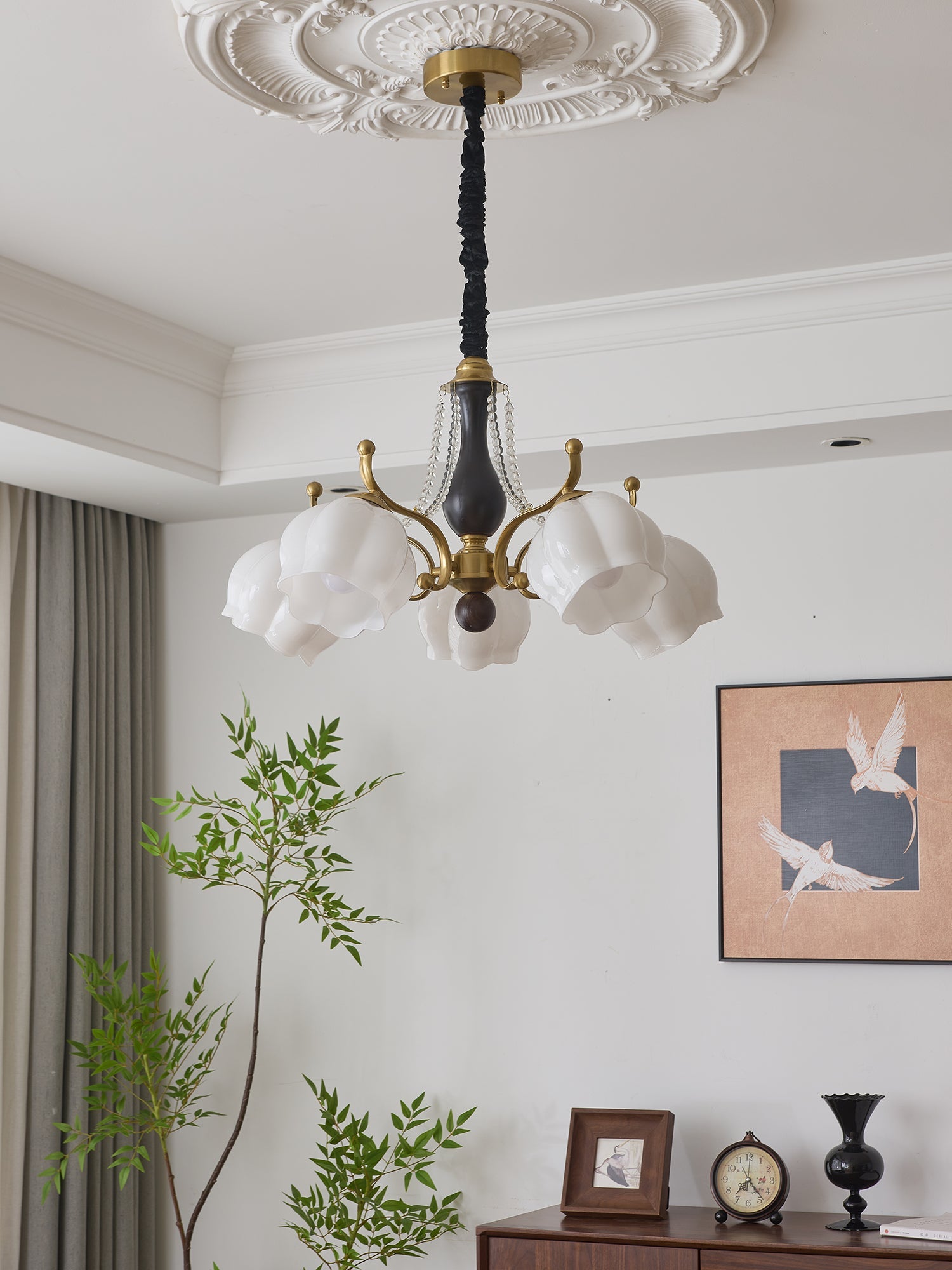 Antonia Chandelier - Blowlighting