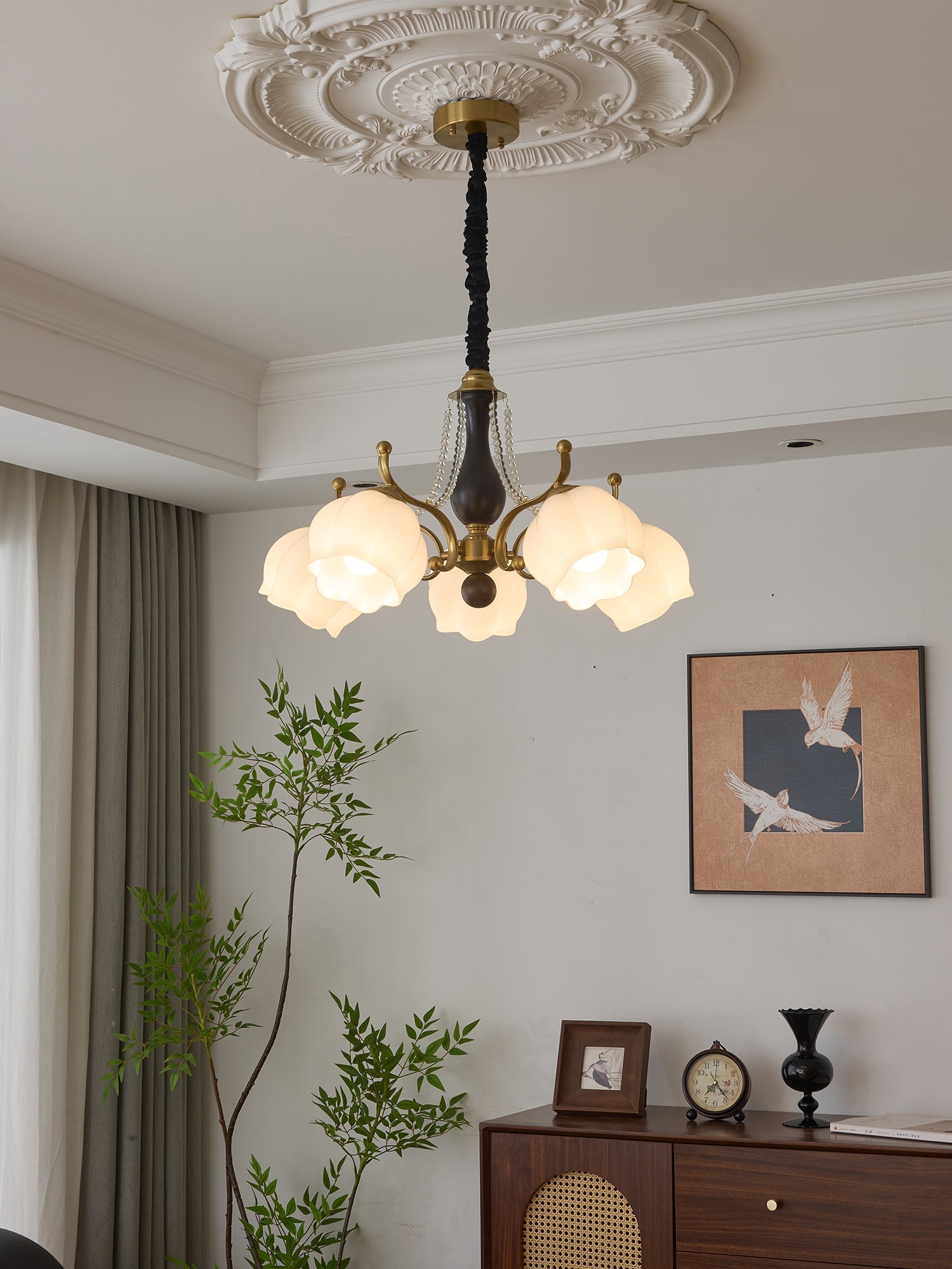 Antonia Chandelier - Blowlighting