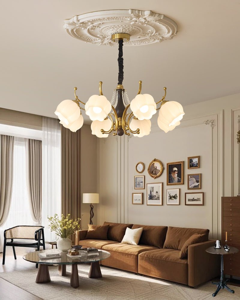 Antonia Chandelier - Blowlighting