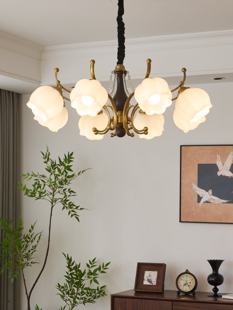 Antonia Chandelier - Blowlighting