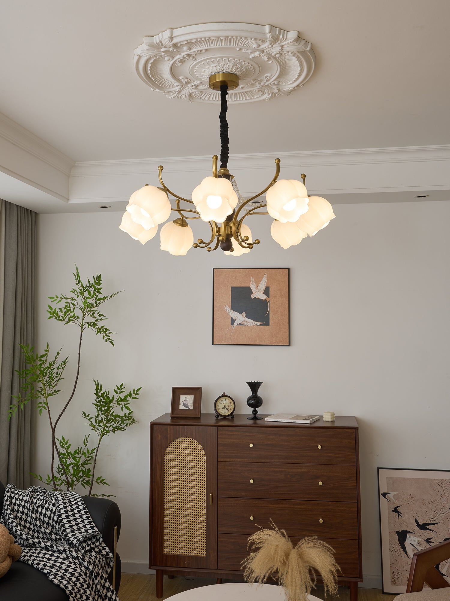 Antonia Chandelier - Blowlighting