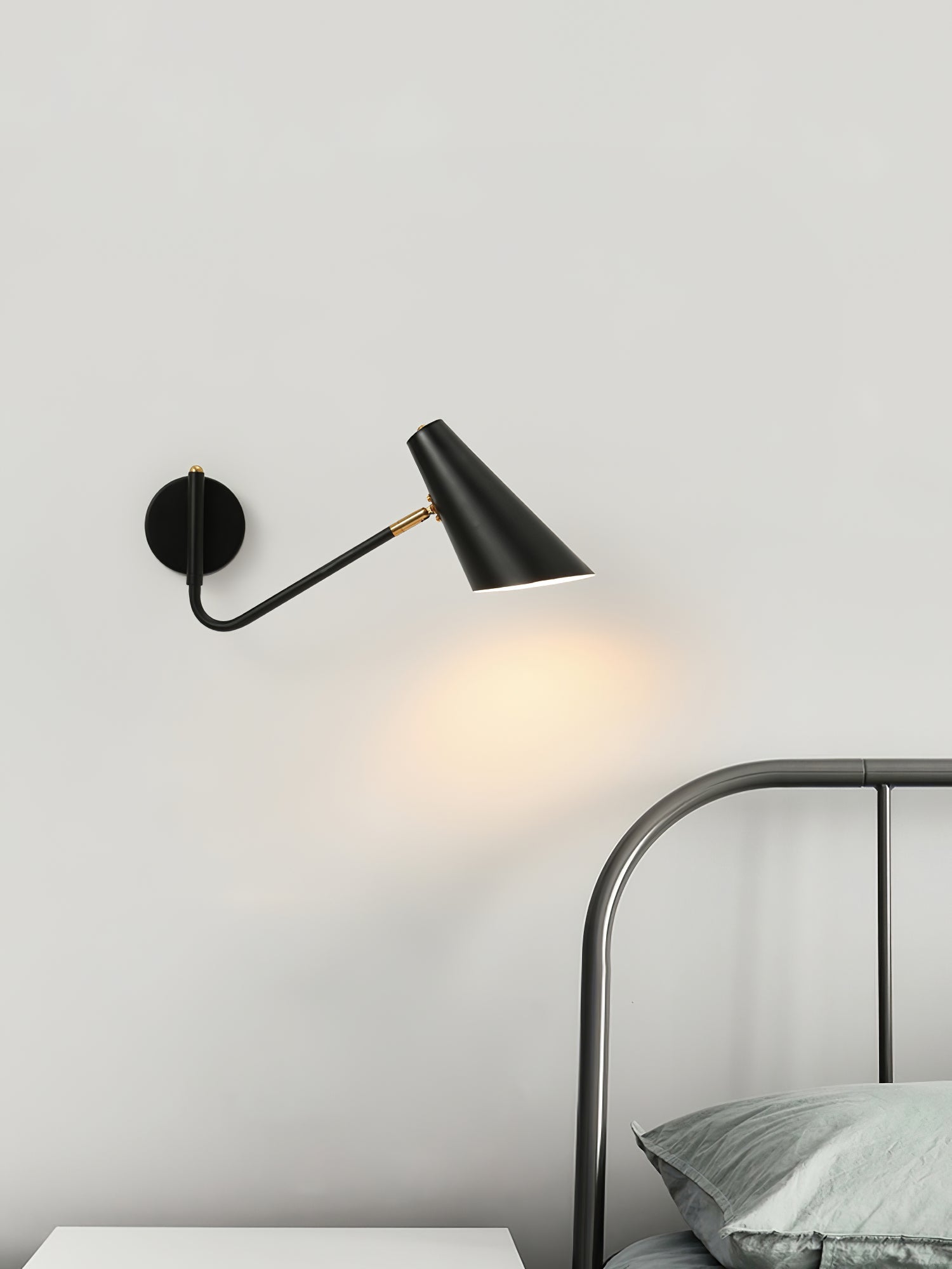 Apex Wall Sconce - Blowlighting
