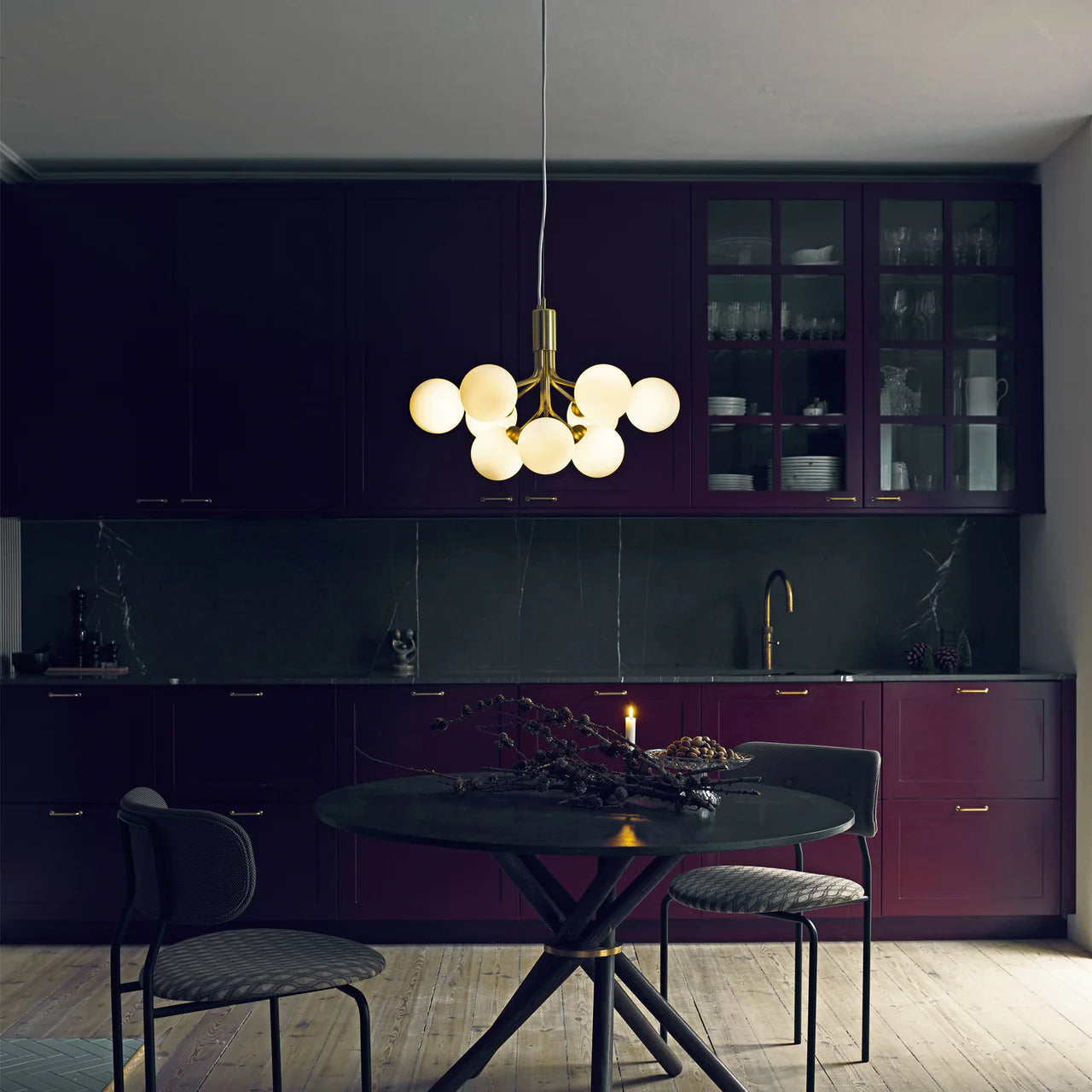 Glass Sphere Cluster Chandelier - Blowlighting