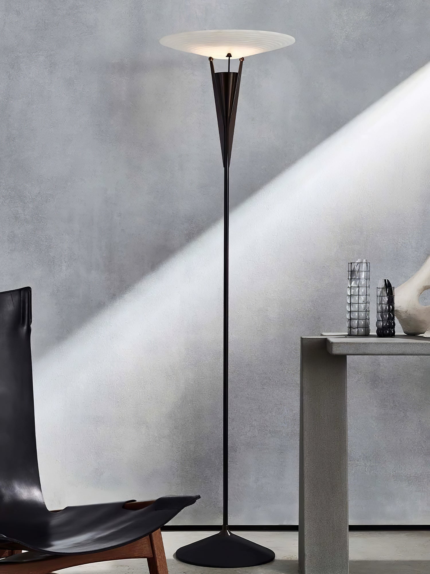 Veloros Cone Alabaster Floor Lamp - Blowlighting