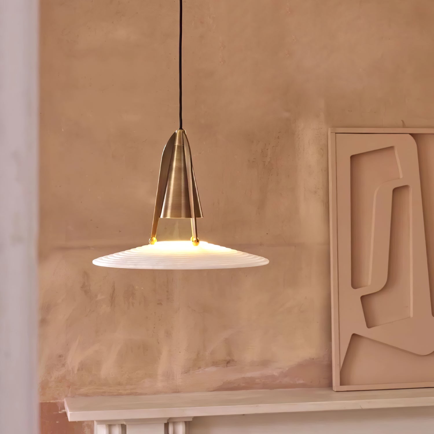Zothayra Conical Pendant Light - Blowlighting