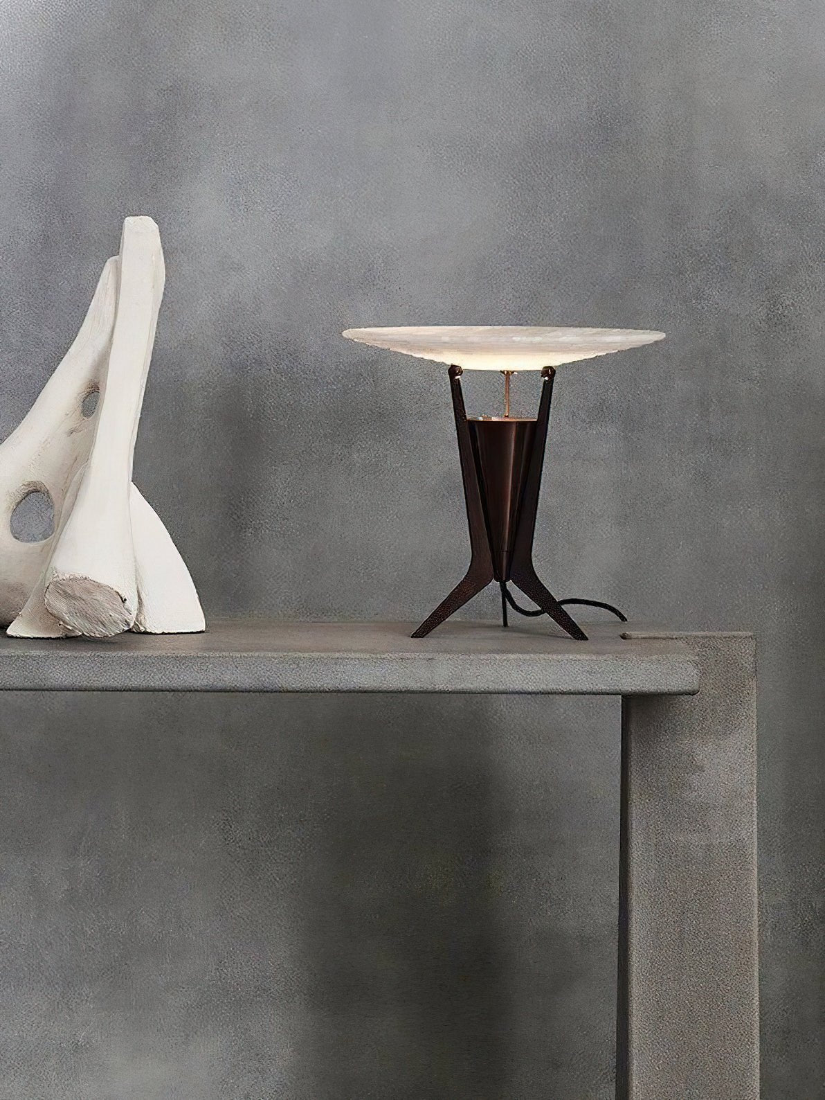 Eurtalus Alabaster Top Table Lamp - Blowlighting