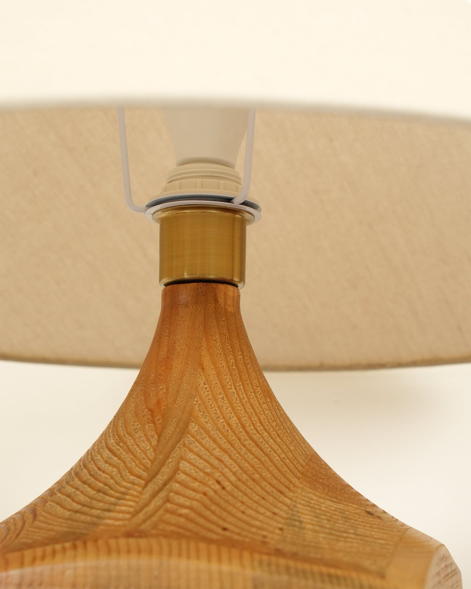 Rustica Timber Column Floor Lamp - Blowlighting