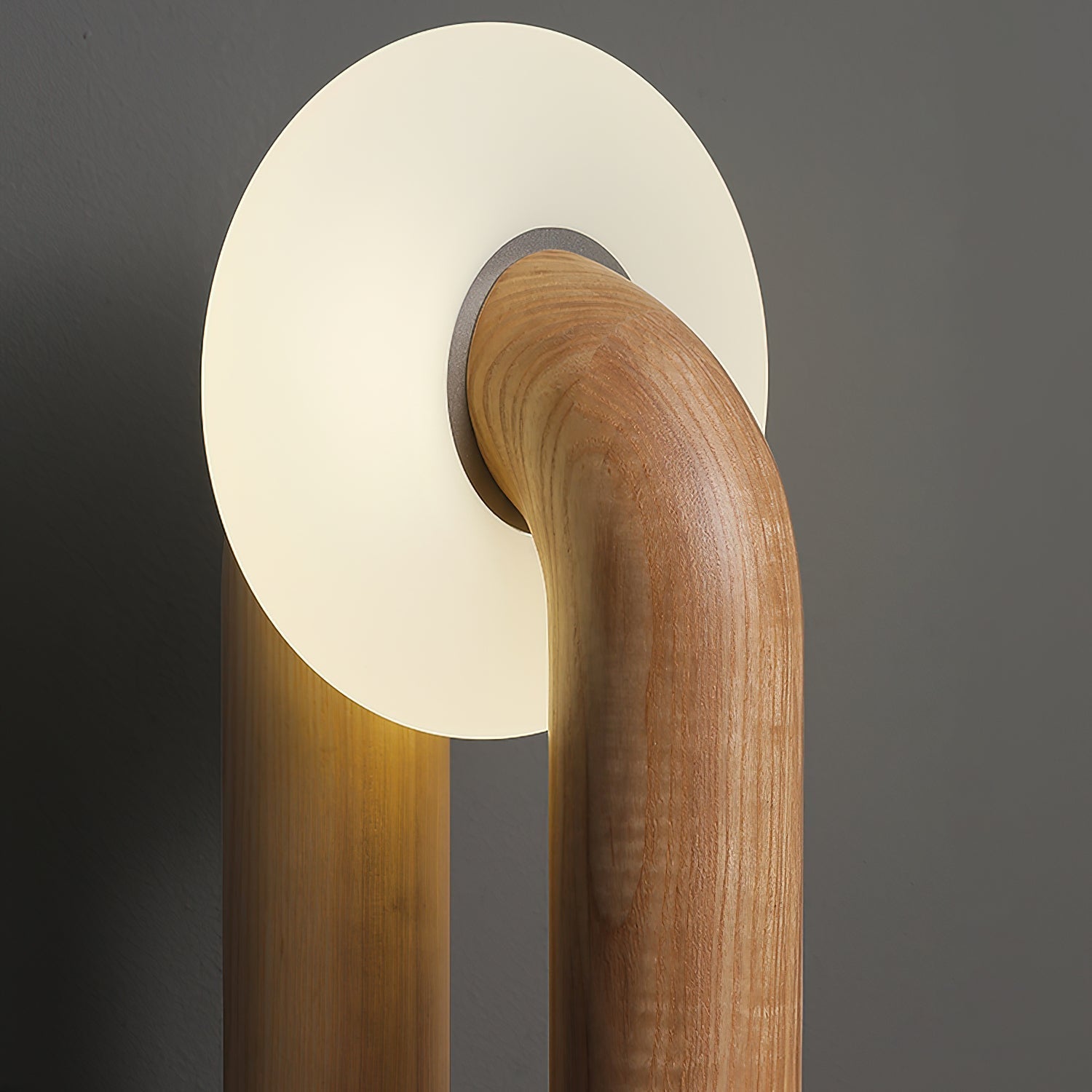 Arcadia Table Lamp - Blowlighting