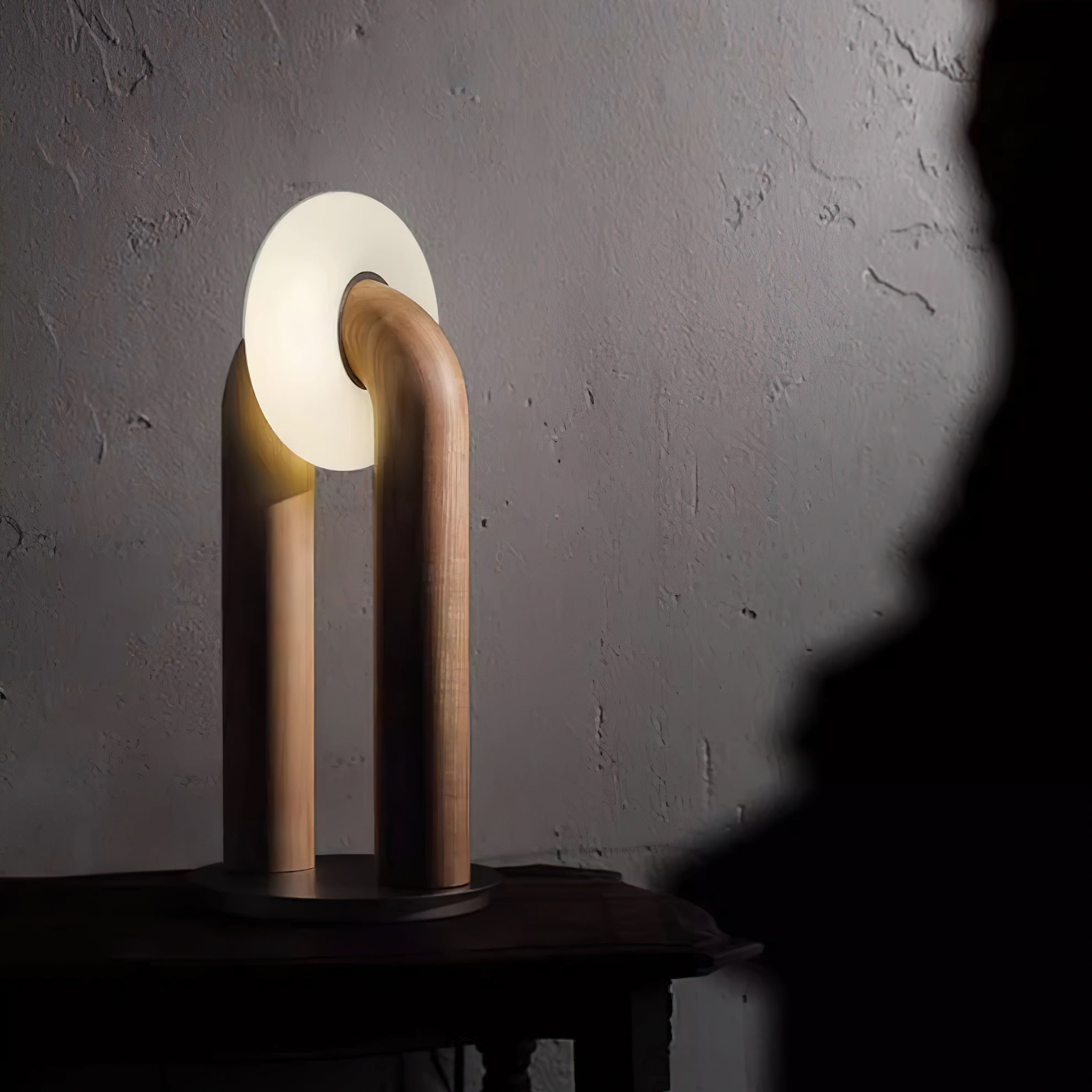 Arcadia Table Lamp - Blowlighting
