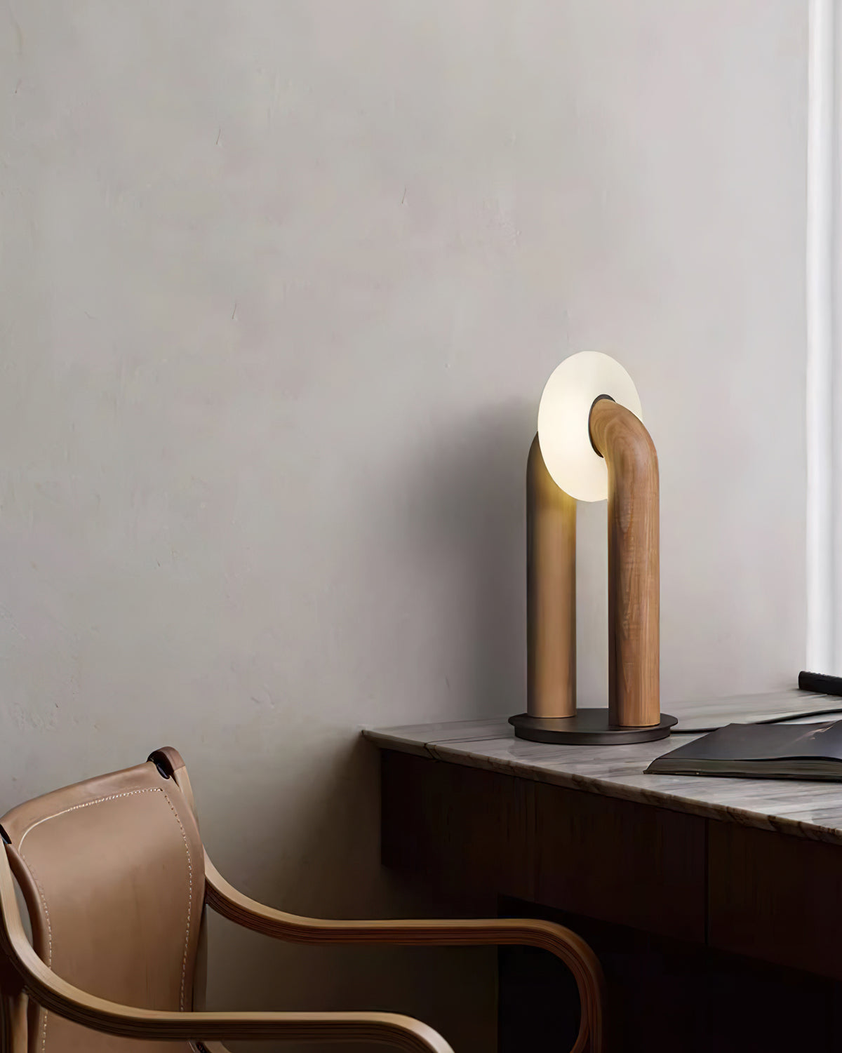 Arcadia Table Lamp - Blowlighting